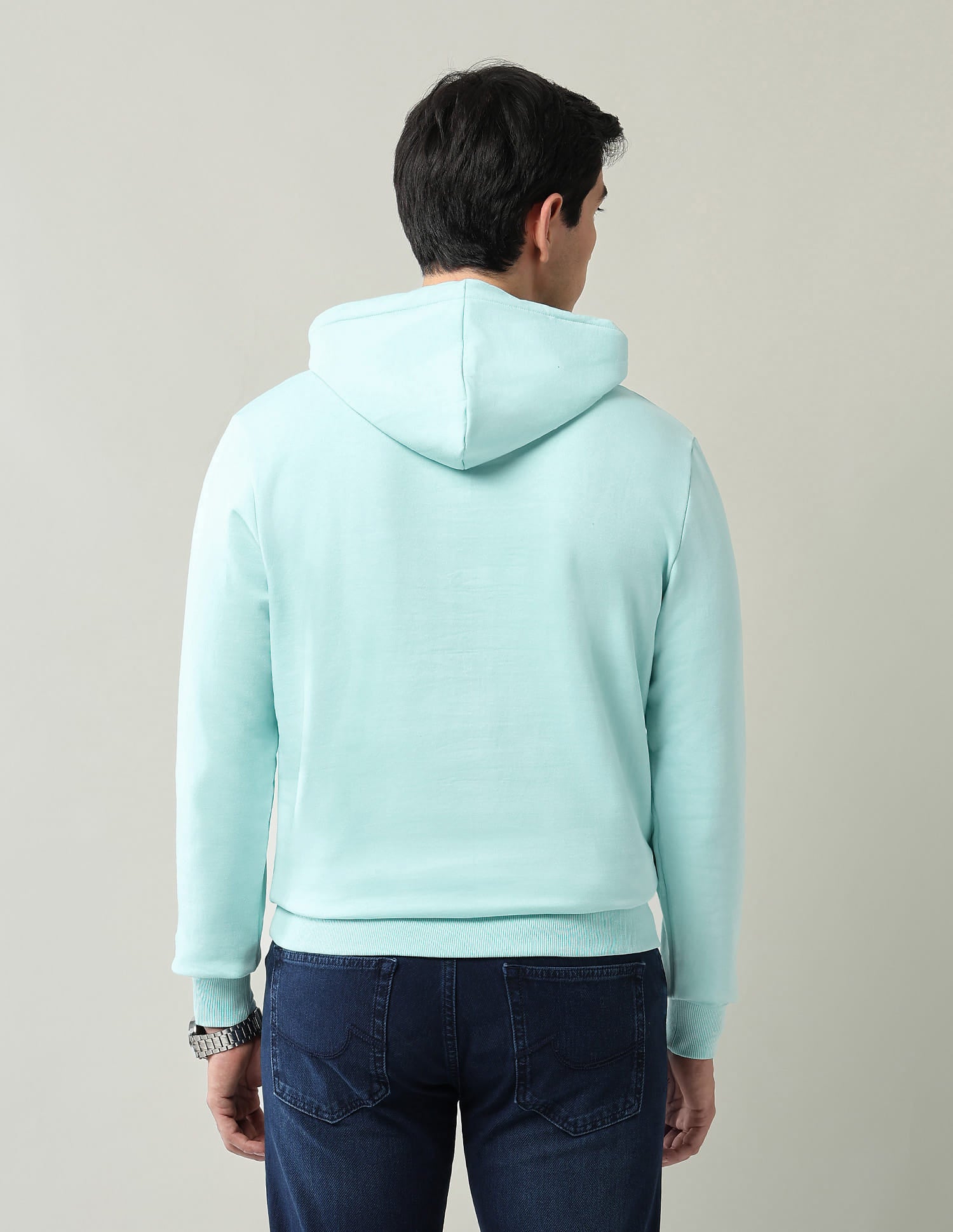 Modern Slim Fit Sweatshirt