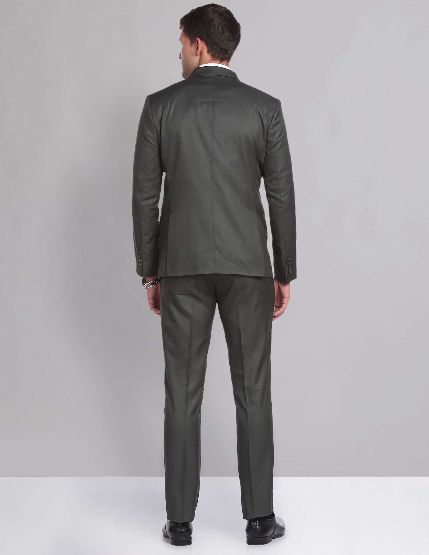 Style Powered Twill Single Breasted Two Piece Suit