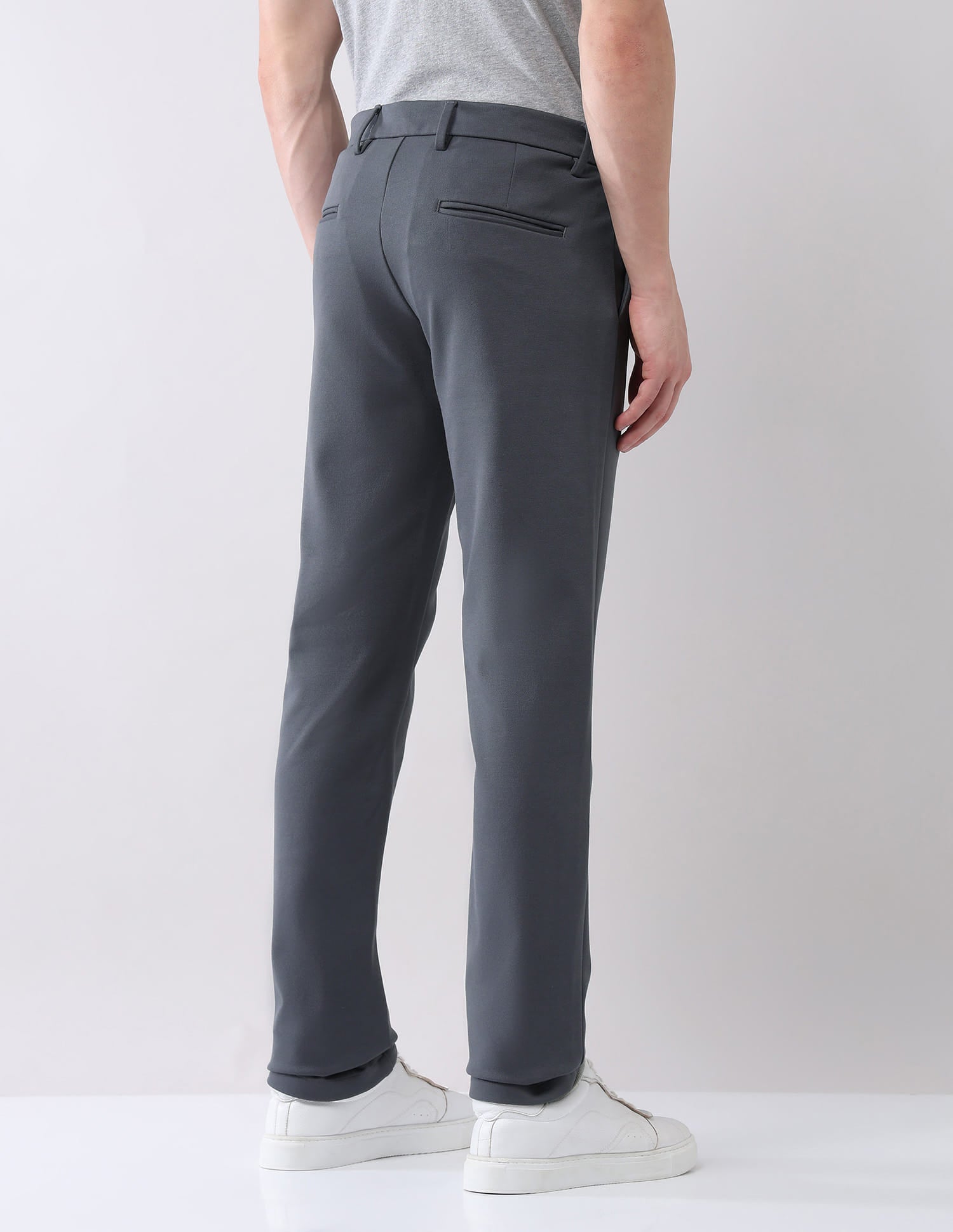 Regular Modern Slim Fit Chinos