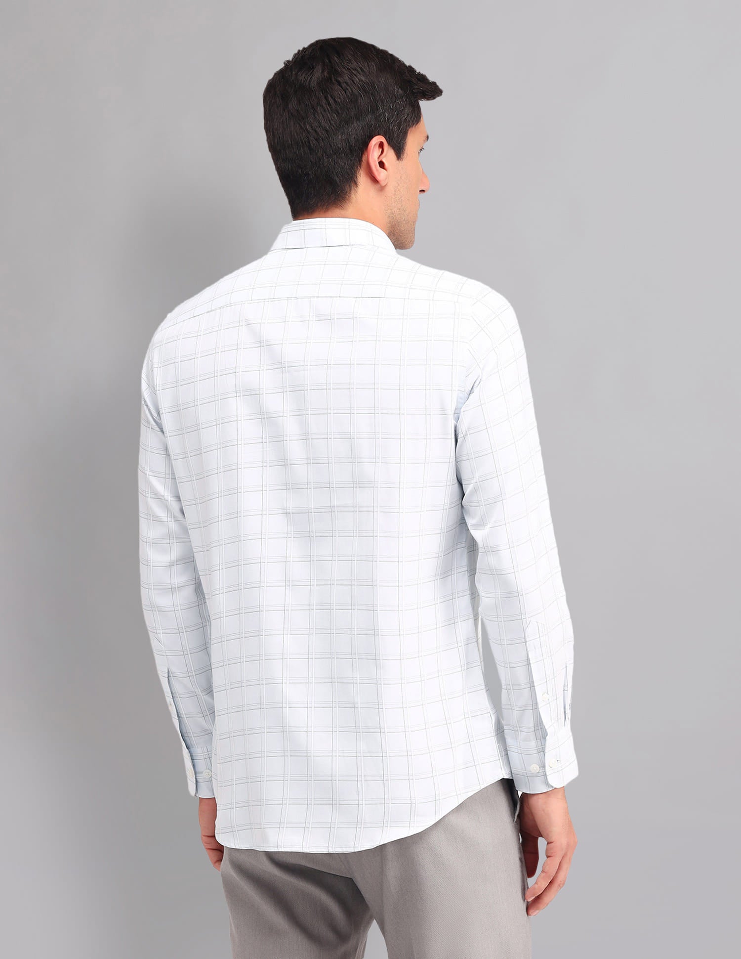 Sleek & Modern Regular Fit Checked Twill Shirt