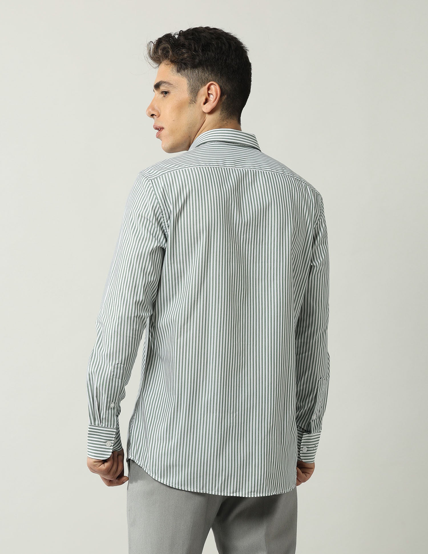 Wardrobe-Coded Regular Fit Vertical Striped Shirt