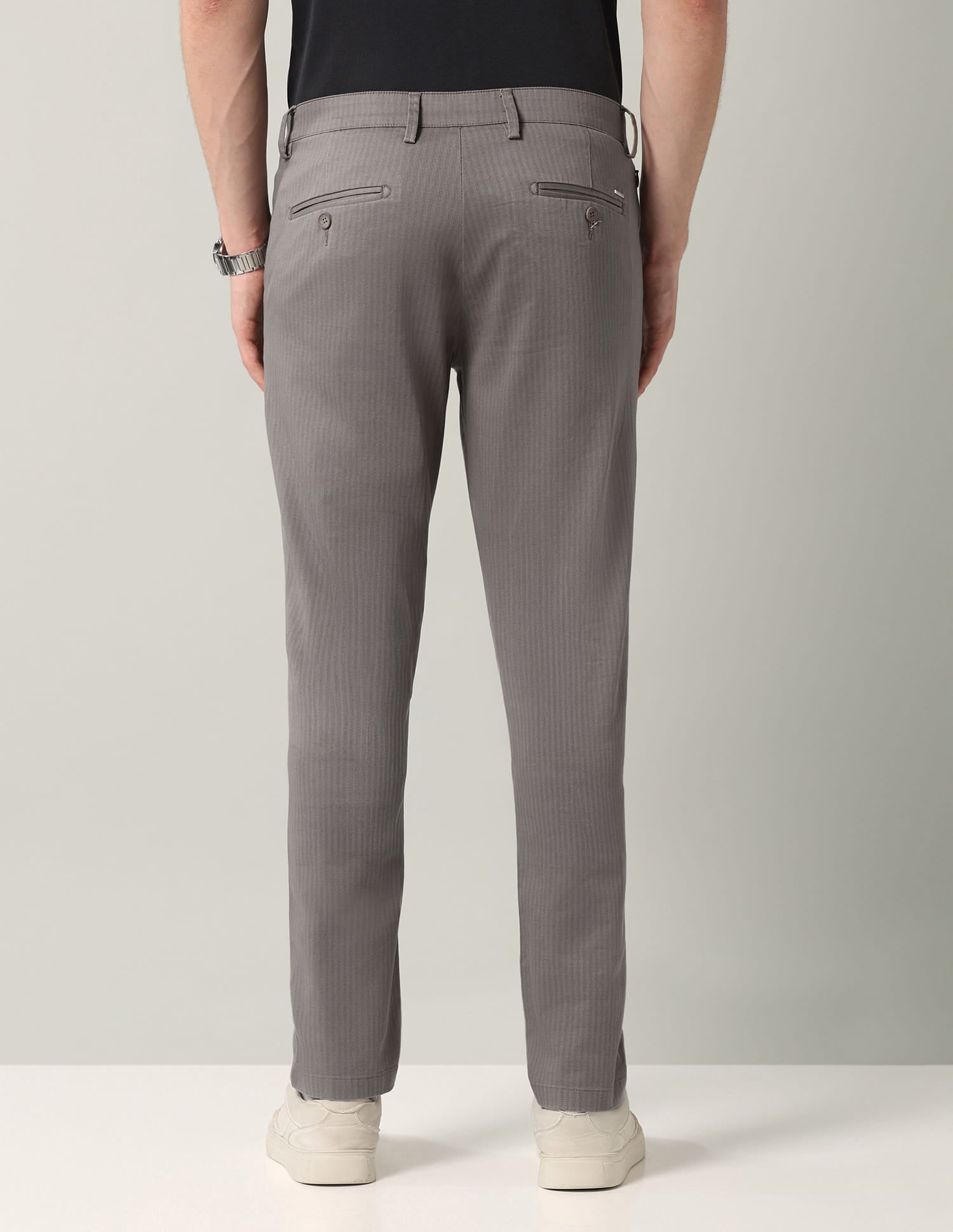 Geometric Patterned Mid-rise Modern Fit Trousers