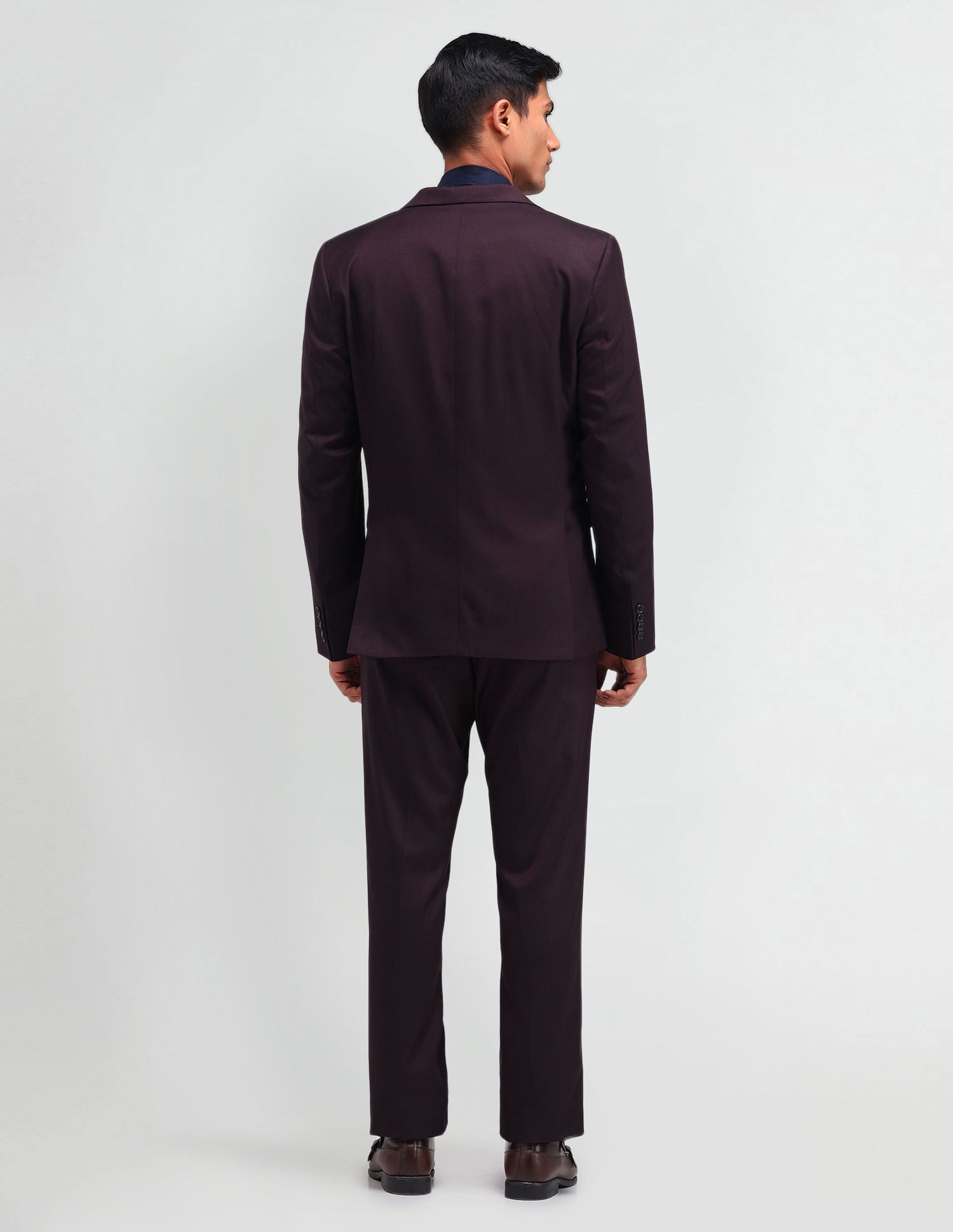 Boardroom Craft Tailored Fit Two Piece Suit