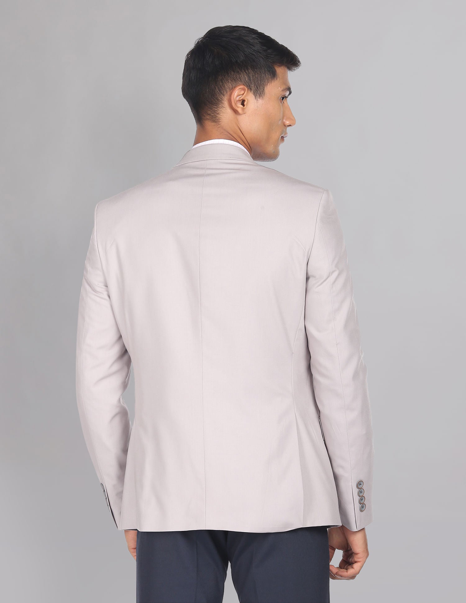 Solid Twill Tailored Fit Blazer