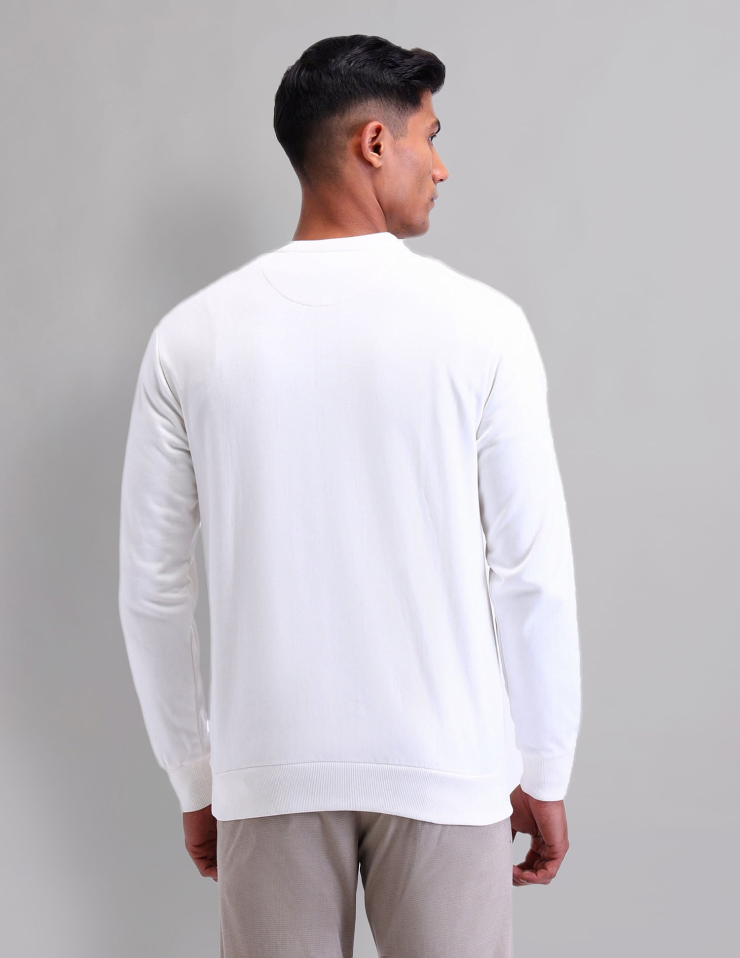 Urban Sleek Modern Slim Fit Sweatshirt