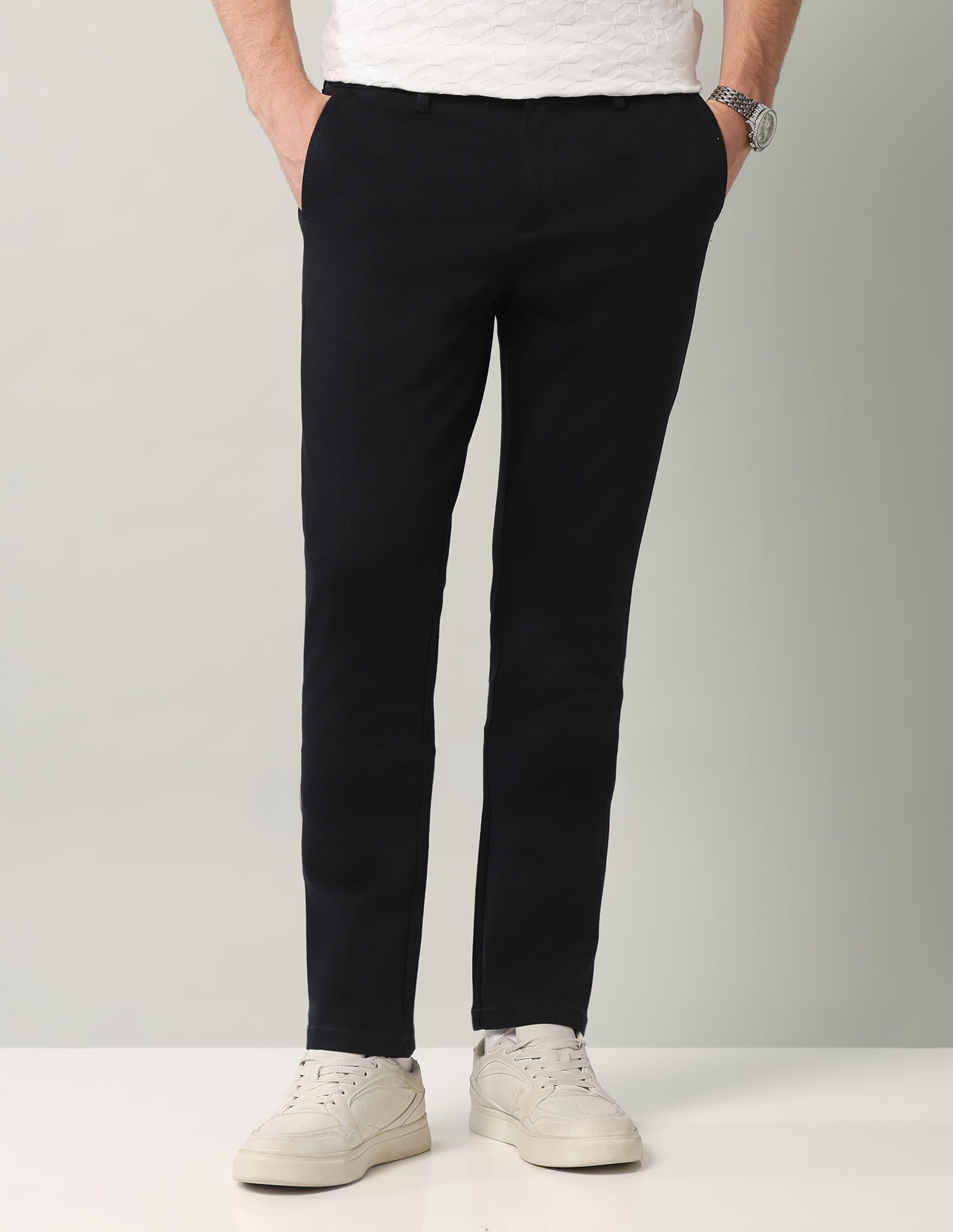 Textured Mid-rise Modern Fit Trousers