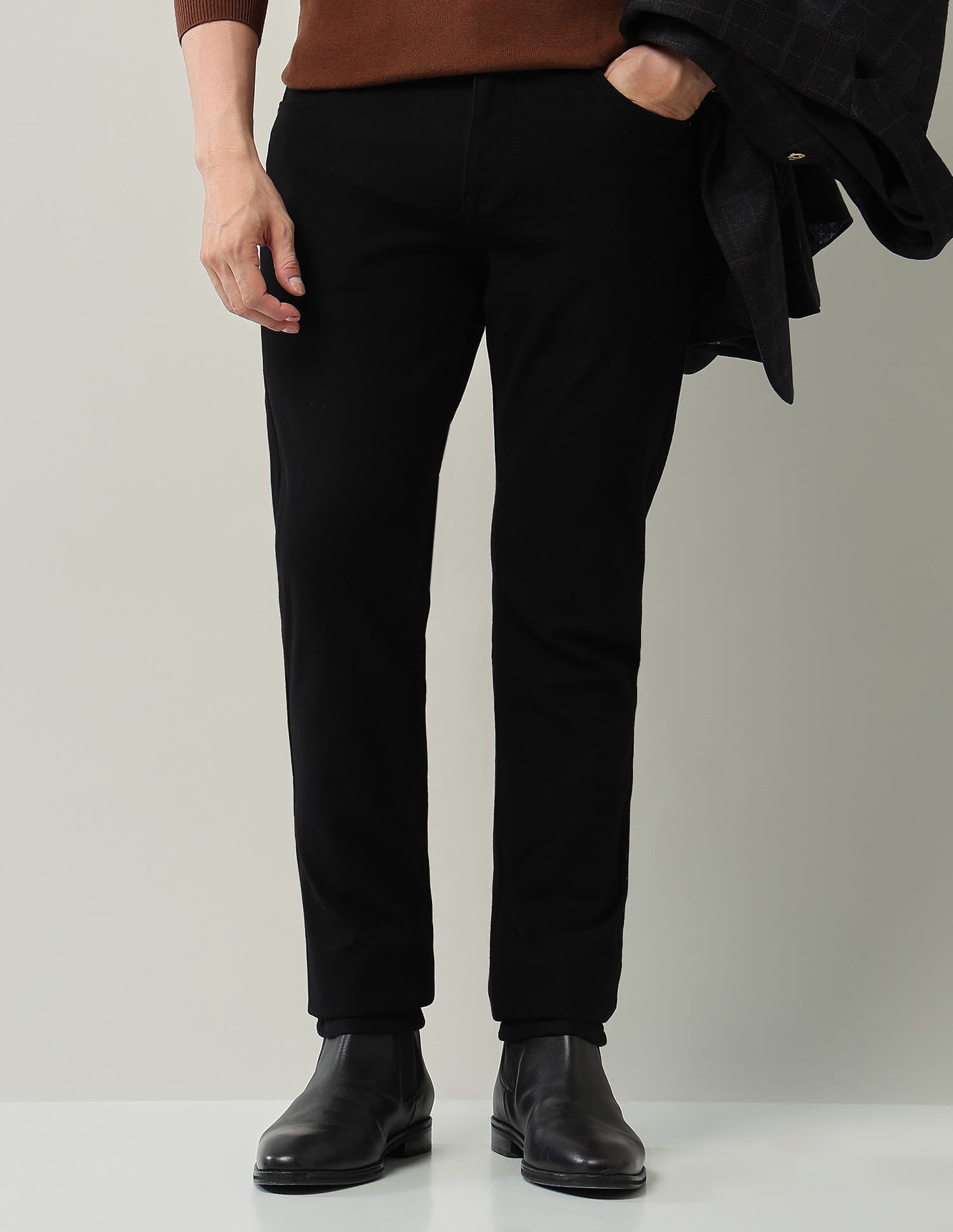 Mid Rise Slim Fit Jeans