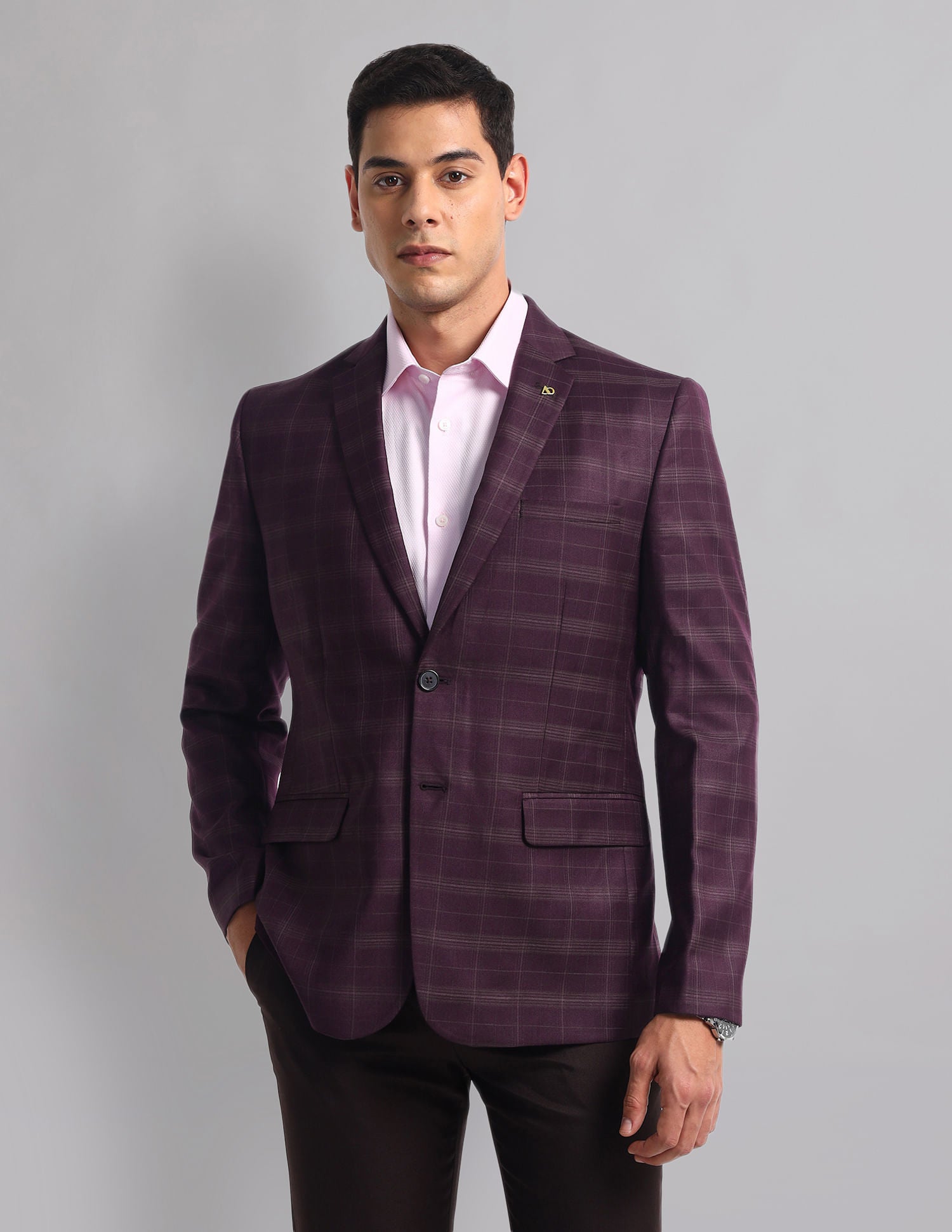 Corporate Core Single-Breasted Checked Blazer