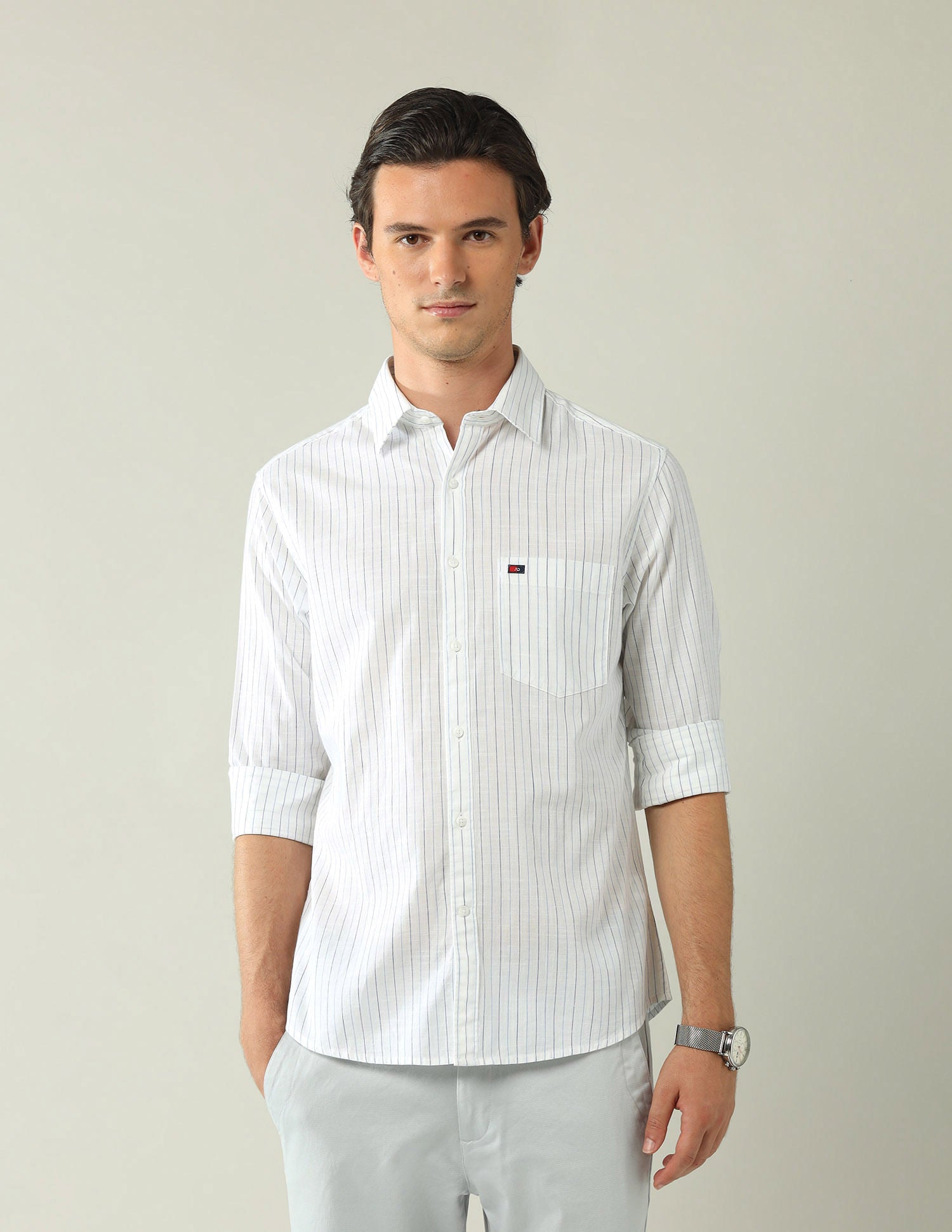 Wardrobe essential Modern Slim Fit Vertical Striped Shirt