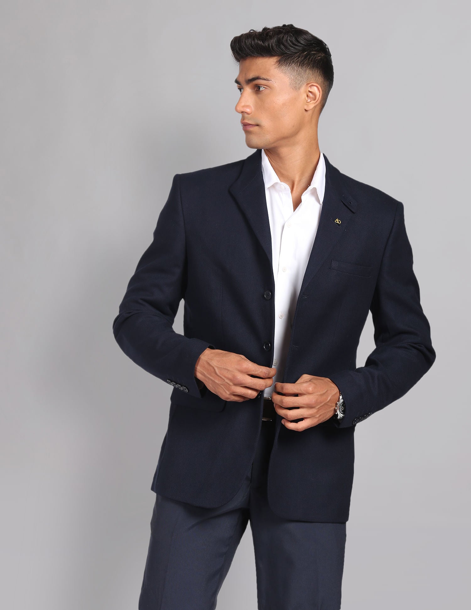 Power-Edged Dobby Convertible Collar Blazer