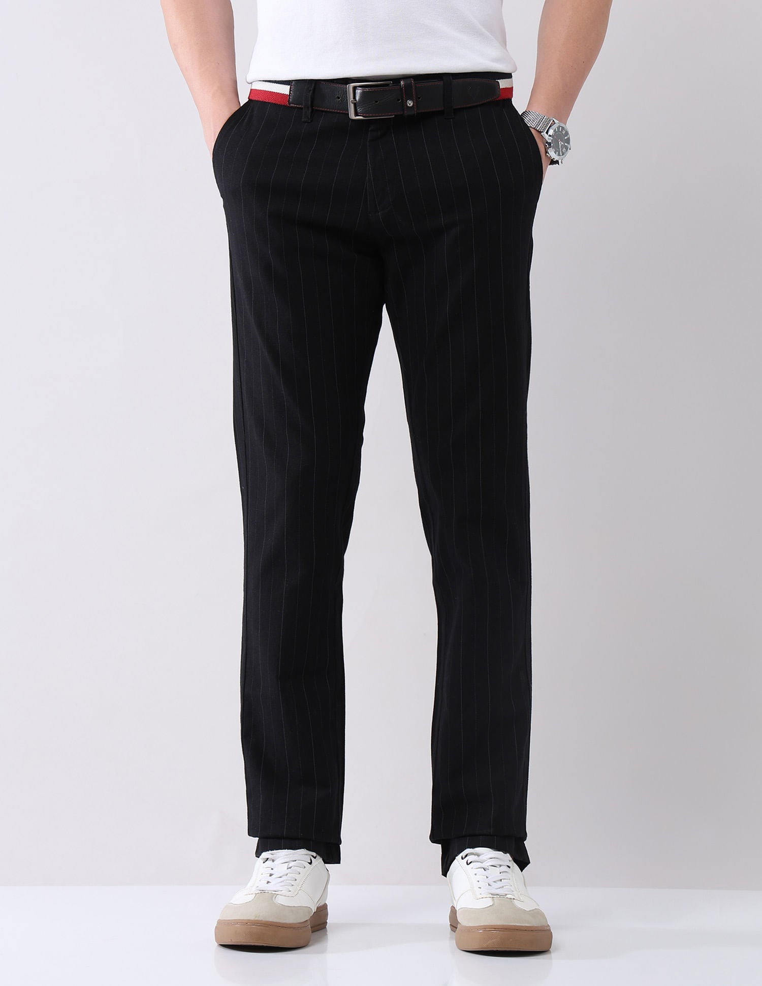 Regular Modern Slim Fit Chinos