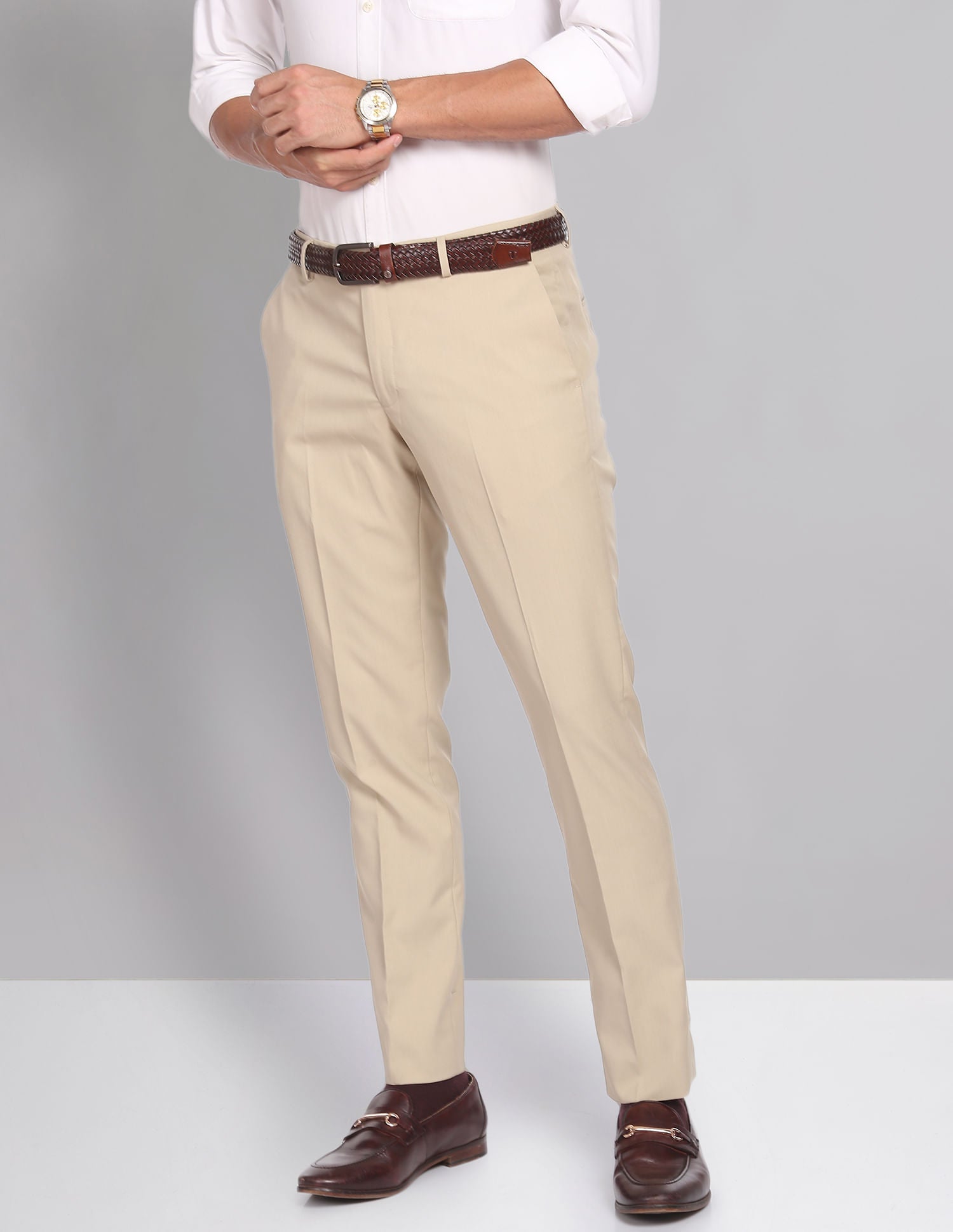 Relaxed Look Smart Mid Rise Solid Formal Trousers