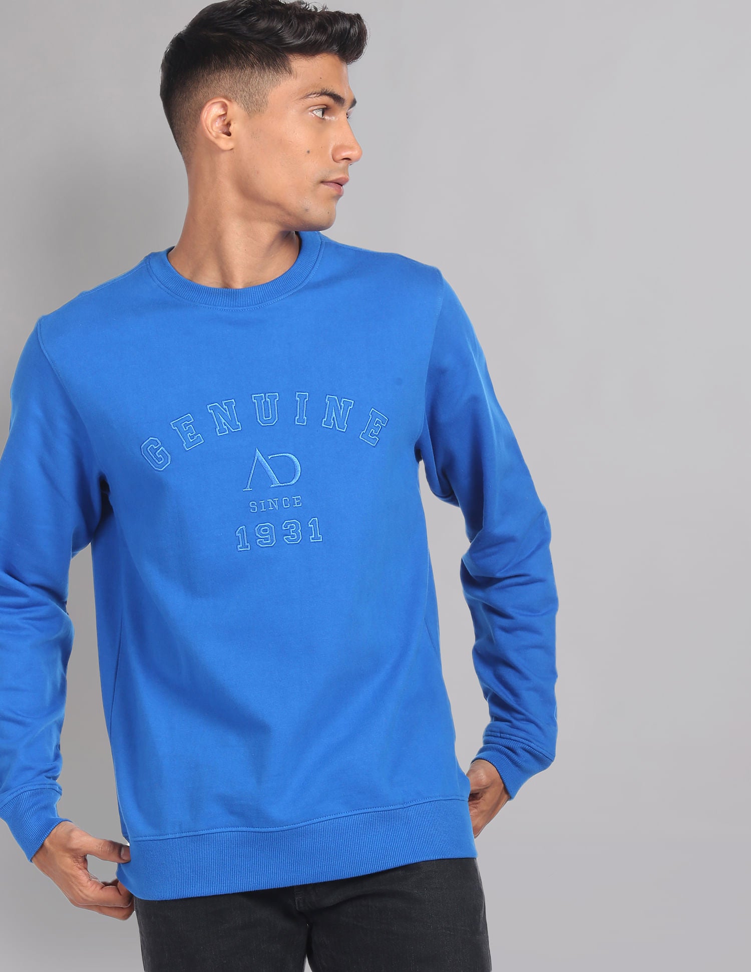 Effortless Sophistication Crew Neck Moistex Sweatshirt