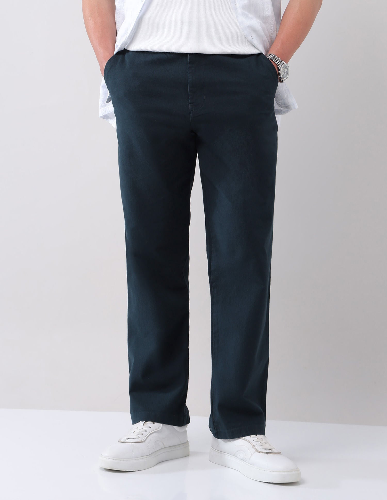 Modern Urban Pause Straight fit Chinos