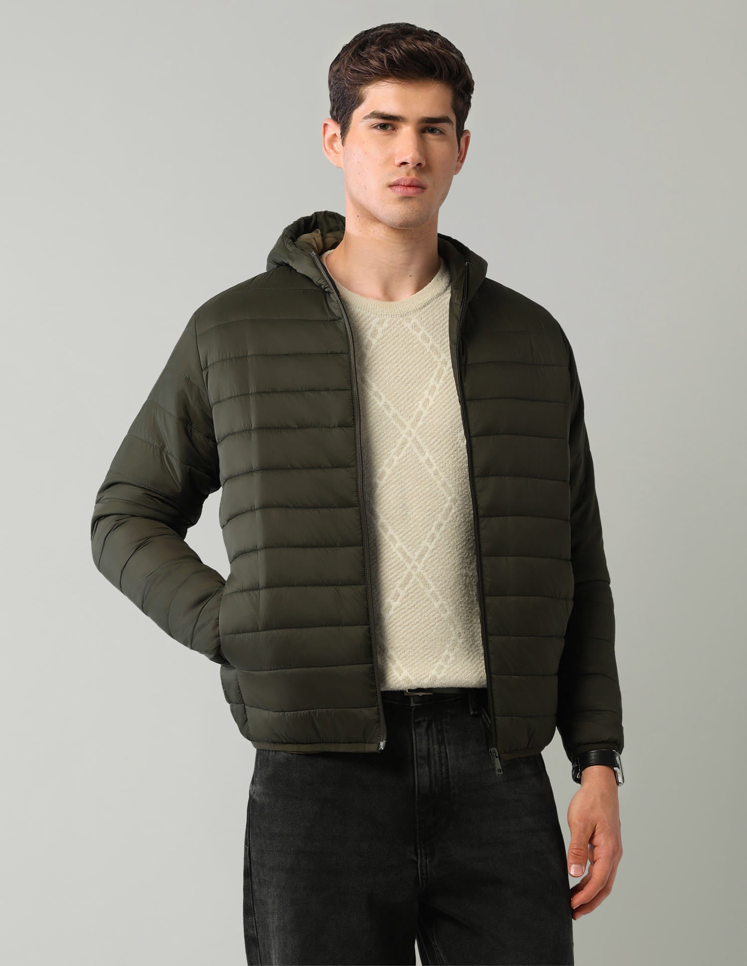 Solid Regular Fit Puffer Jacket