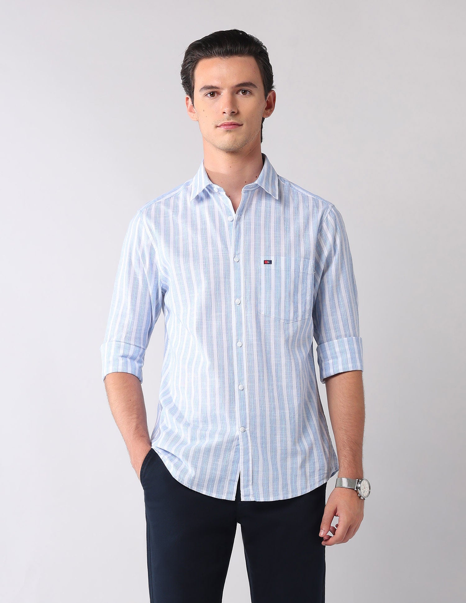 Wardrobe essential Modern Slim Fit Vertical Striped Shirt