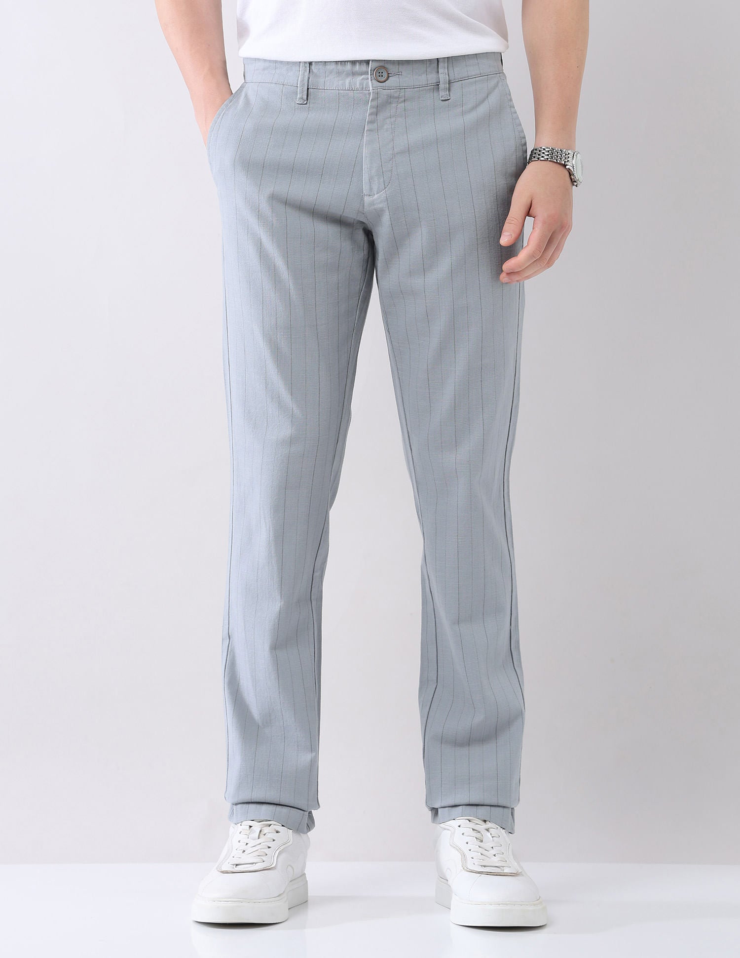 Regular Modern Slim Fit Chinos