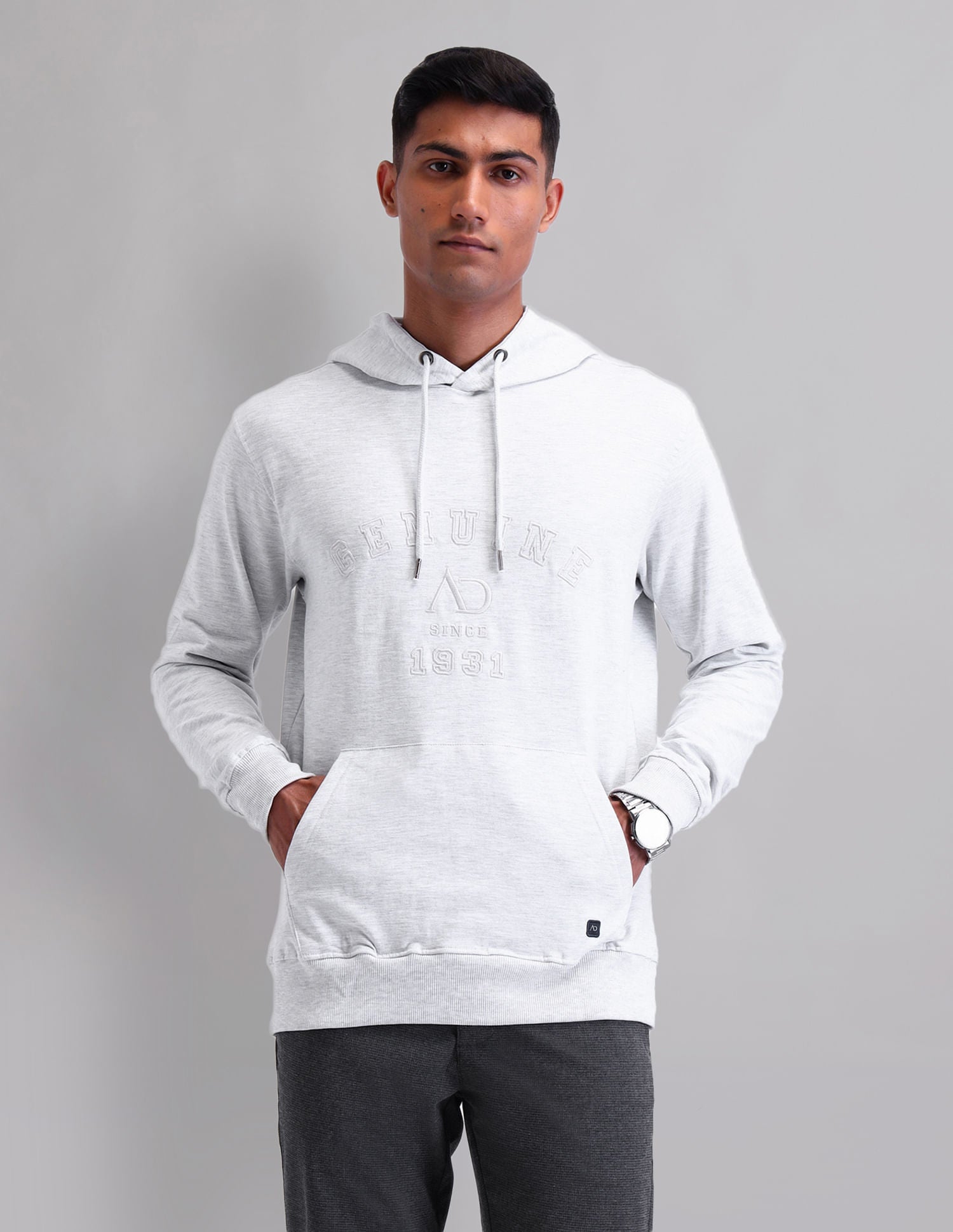 Urban Sleek Modern Slim Fit Sweatshirt