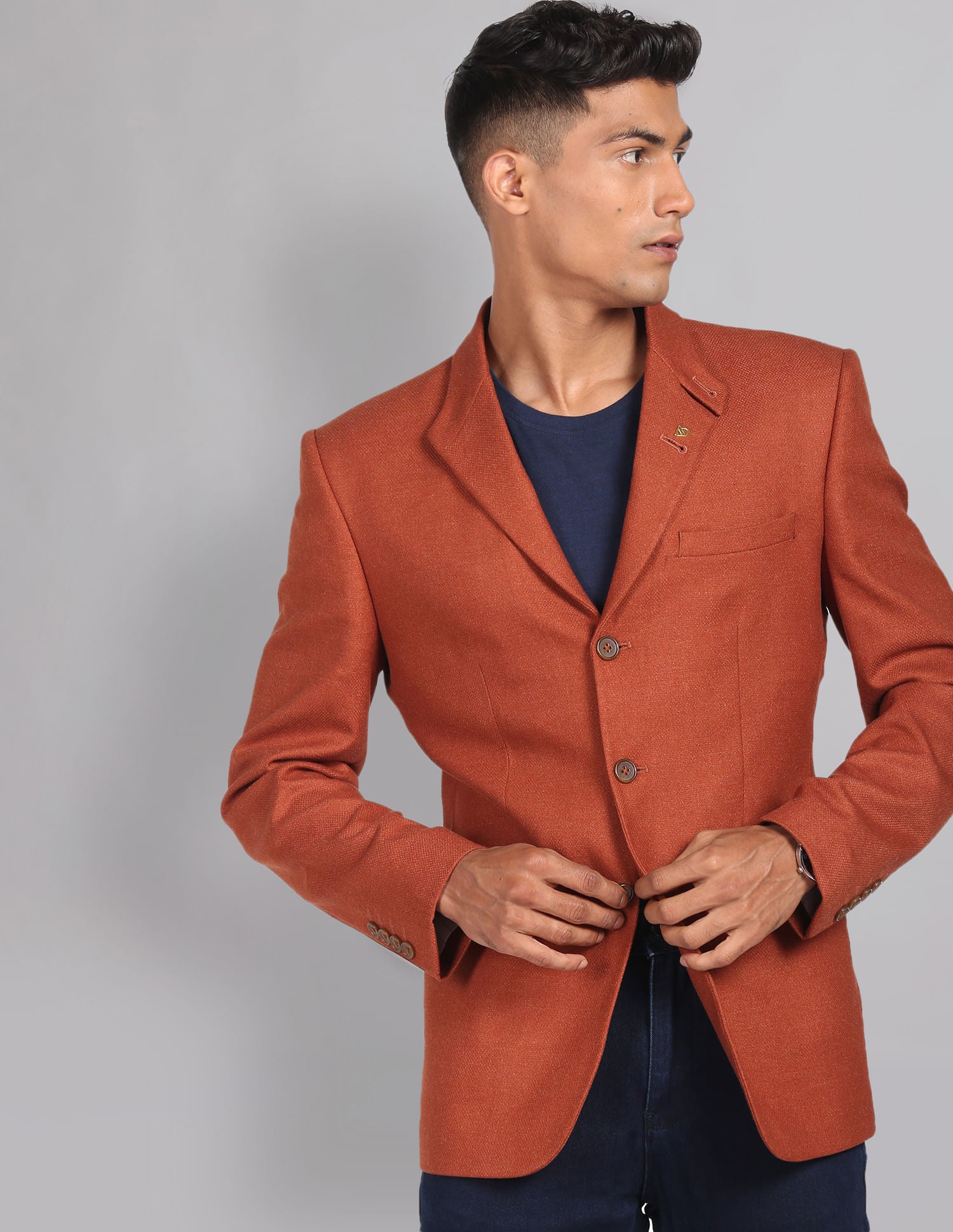 Power-Edged Dobby Convertible Collar Blazer