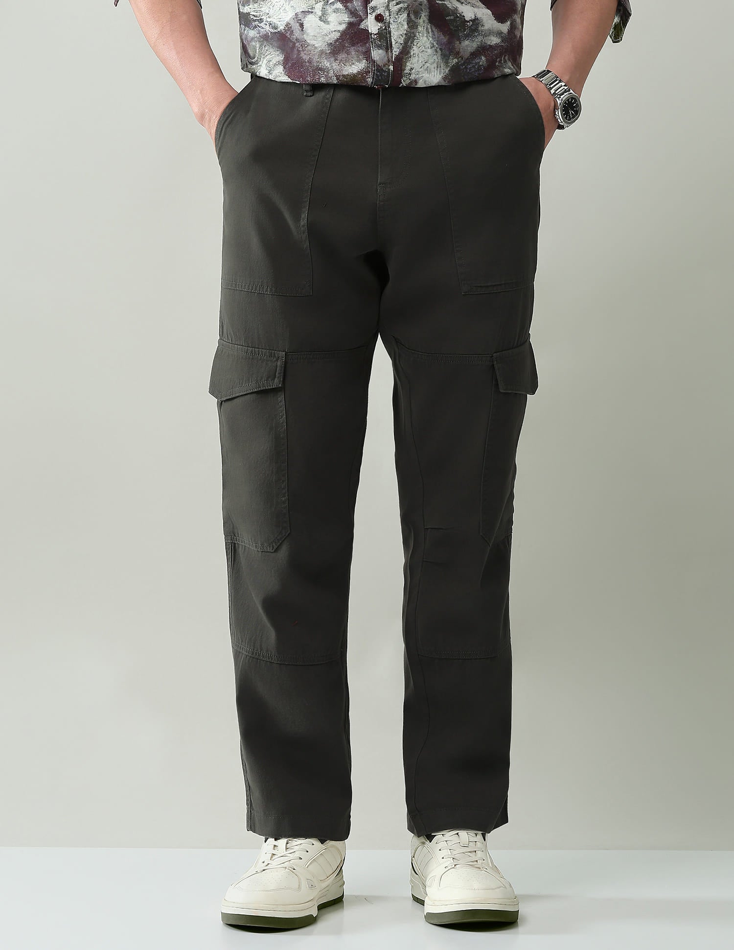 Wanderer Solid Regular Fit Cargos