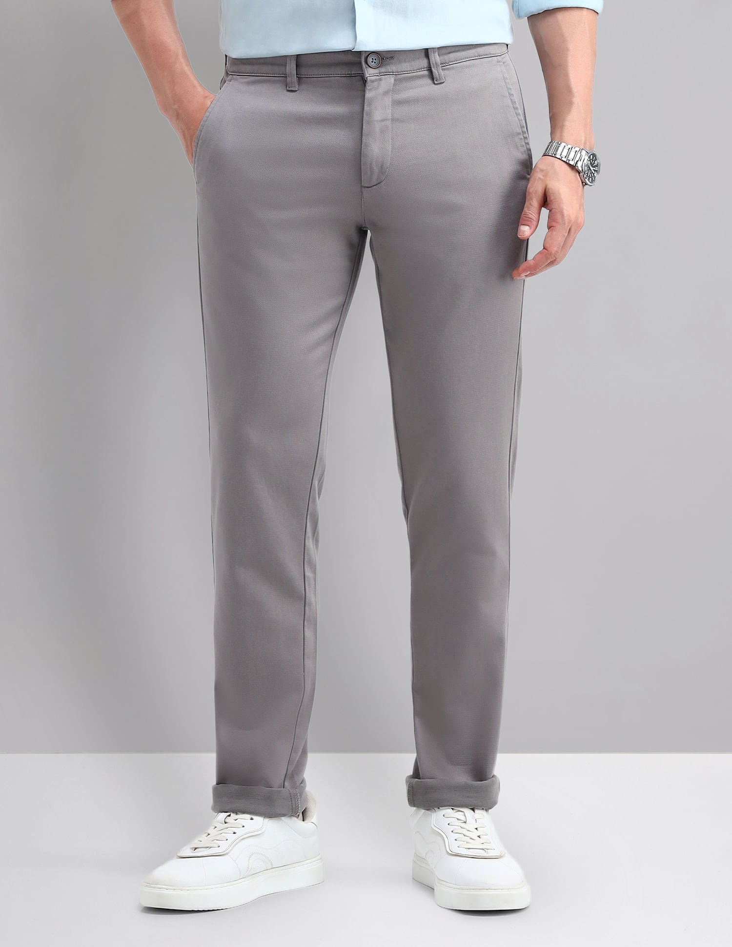 Regular Modern Slim Fit Chinos