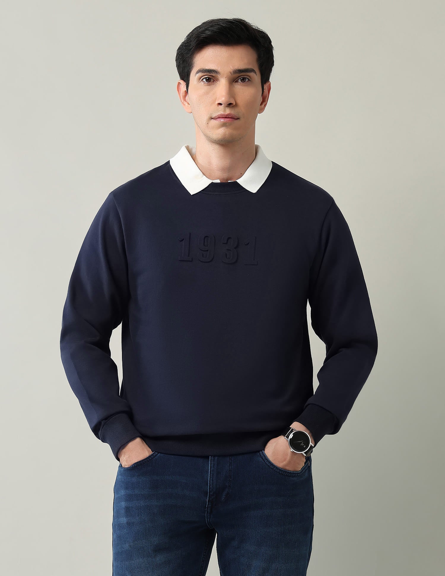 Modern Slim Fit Sweatshirt