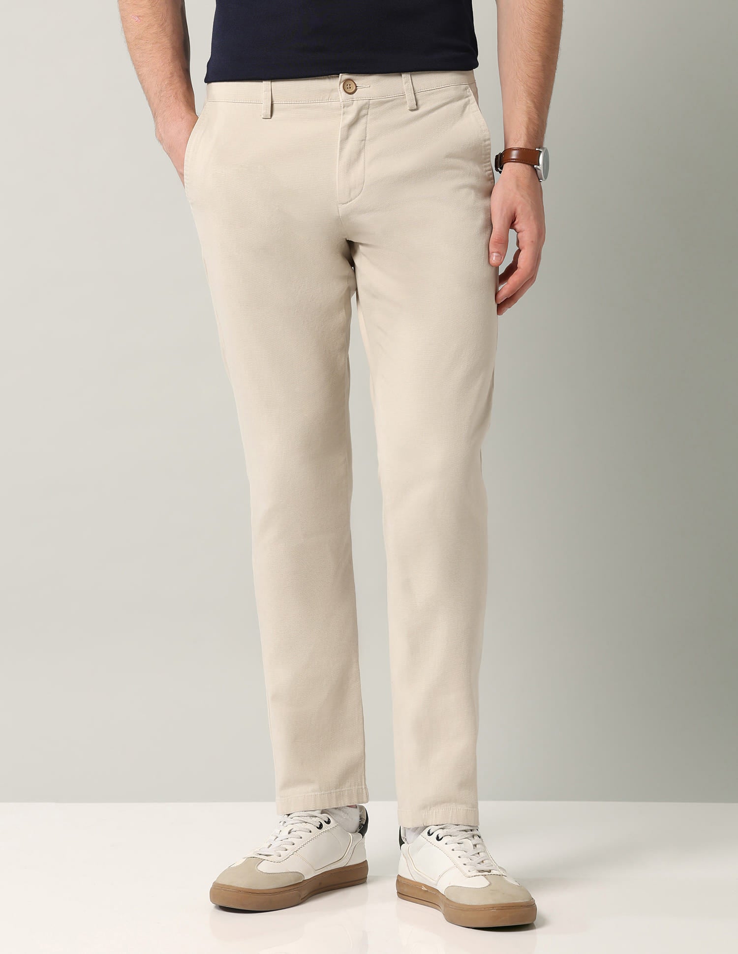 Textured Mid-rise Modern Fit Trousers