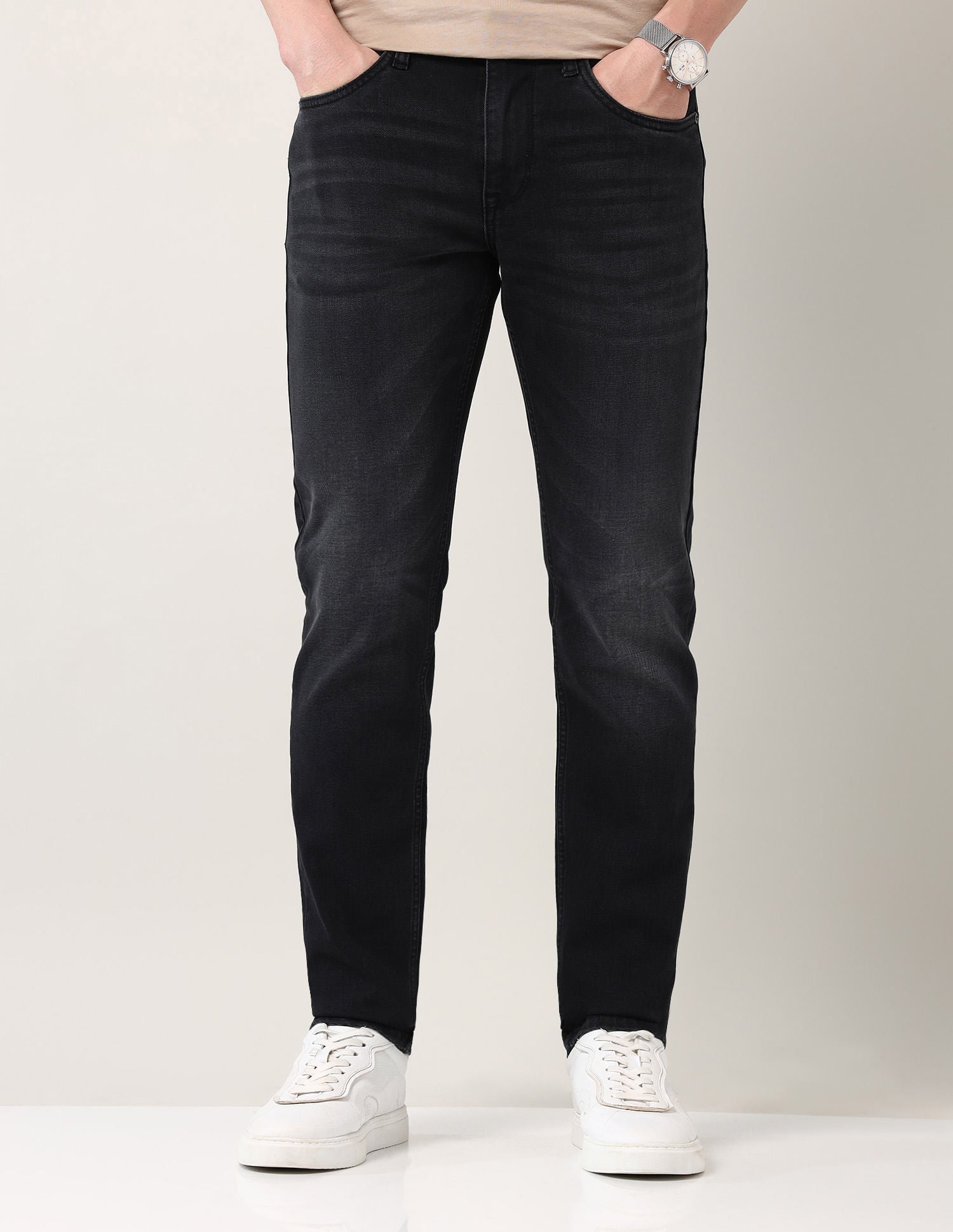 Easy-on slim Fit Mid Rise Jeans
