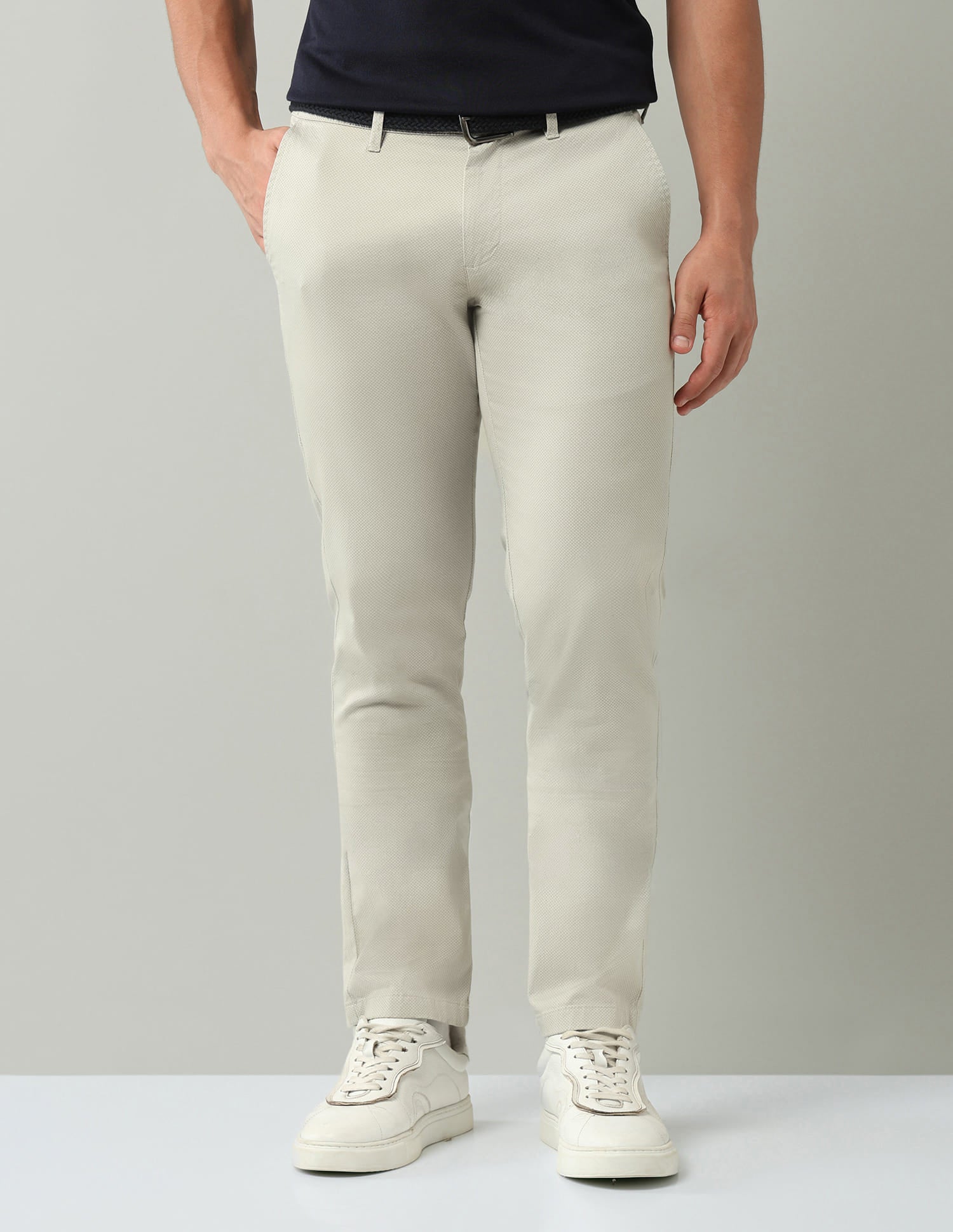 Mid-Rise Modern Slim Fit Twill Chino