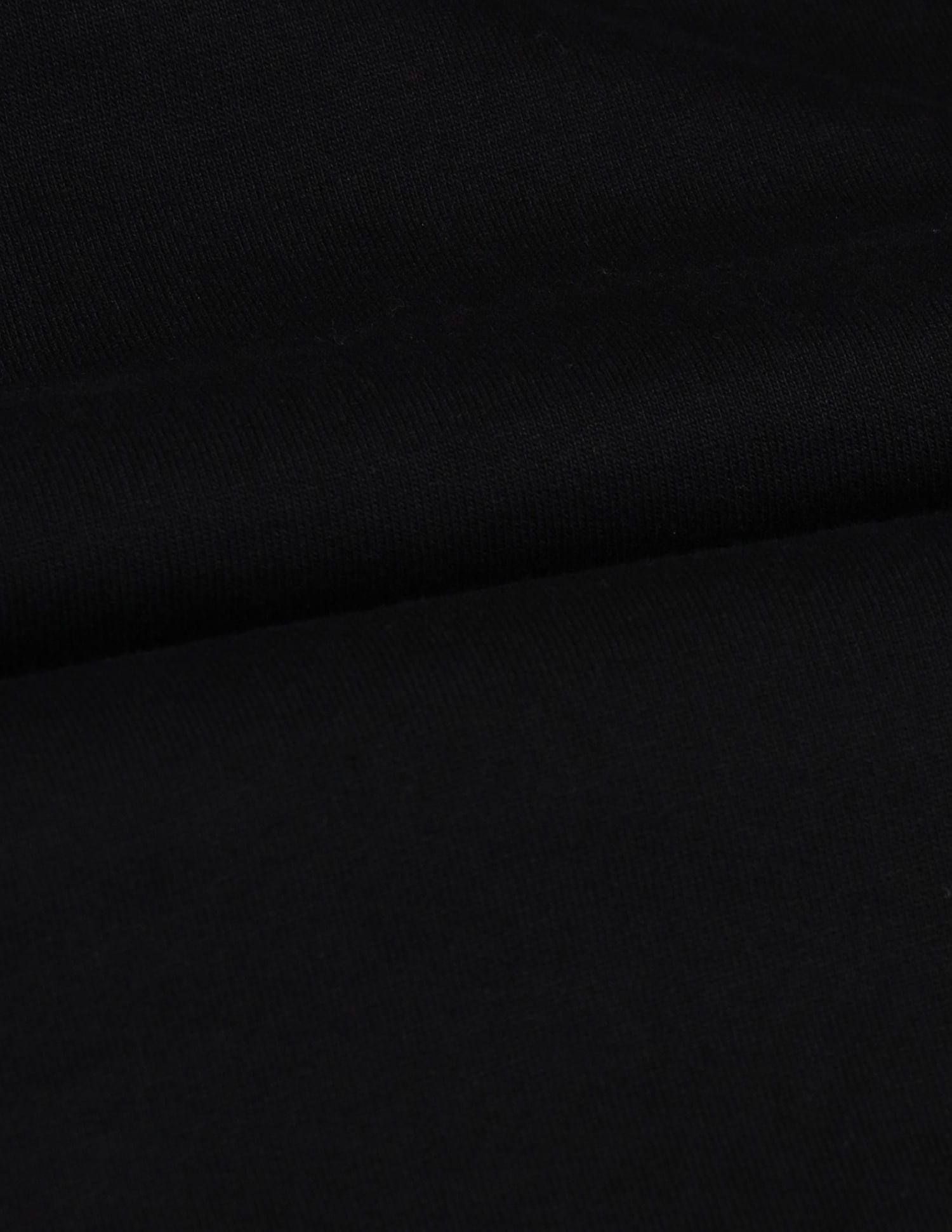 Modern Slim Fit Solid Sweatshirt