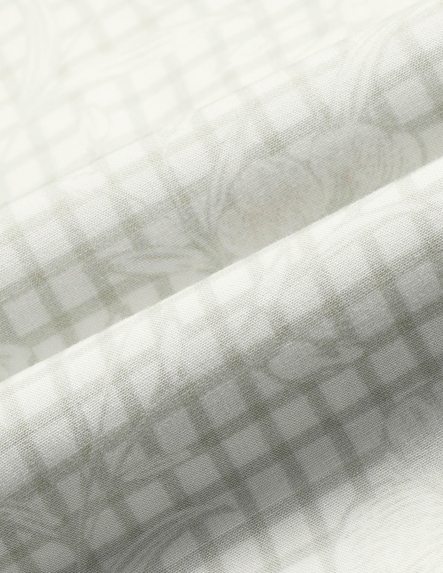 Floral Slim Fit Regular Weave Shirt