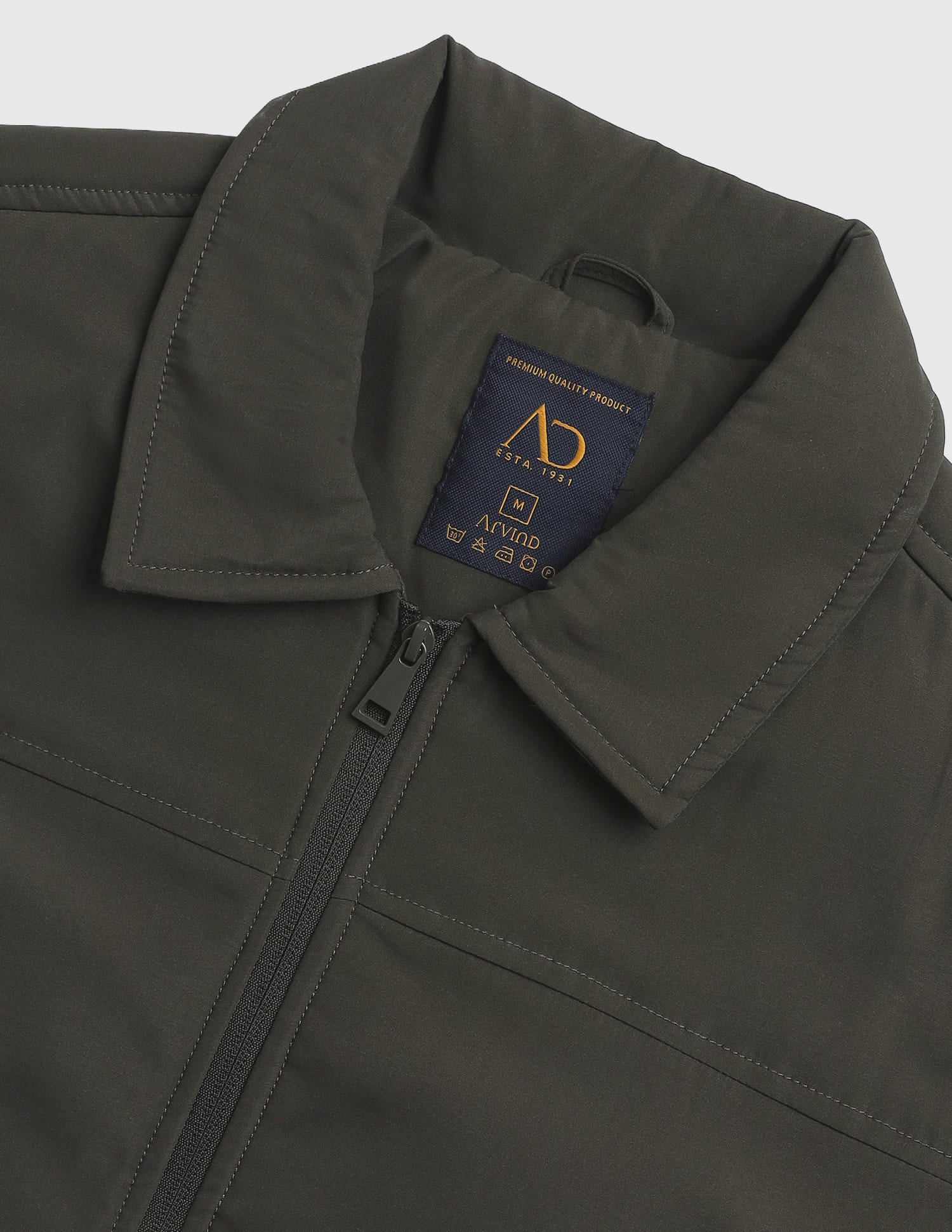 Solid Regular Fit Reversible Jacket