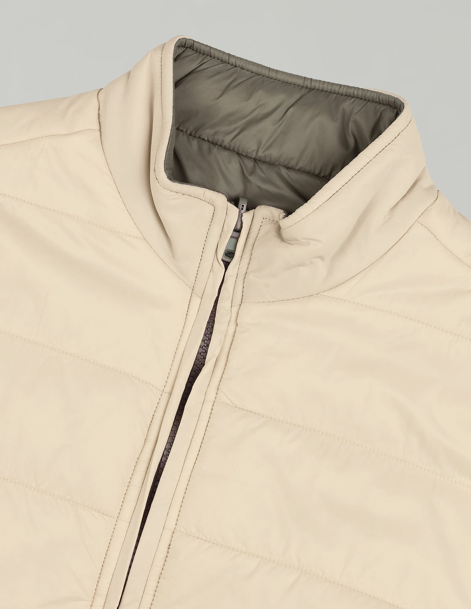 Solid Regular Fit Puffer Jacket