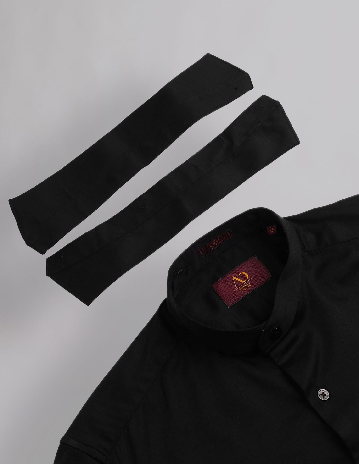 Classic-Coded Convertible 3 Collar Modern Fit Shirt
