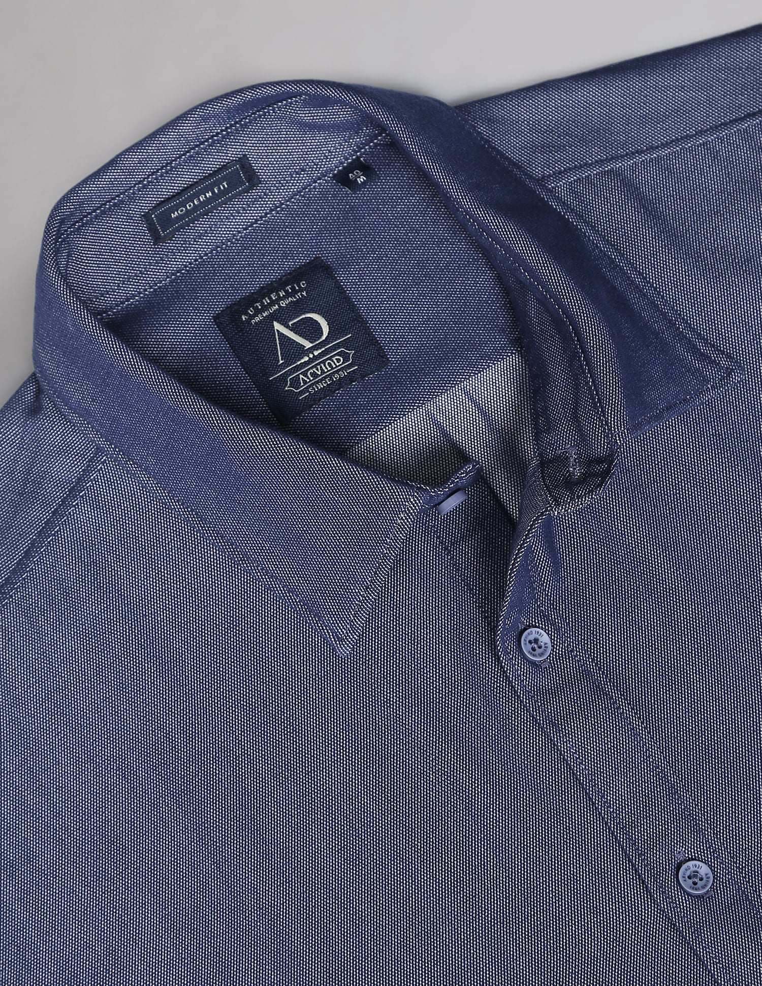 Everyday Wear Knit Solid Slim Fit Casual Shirt