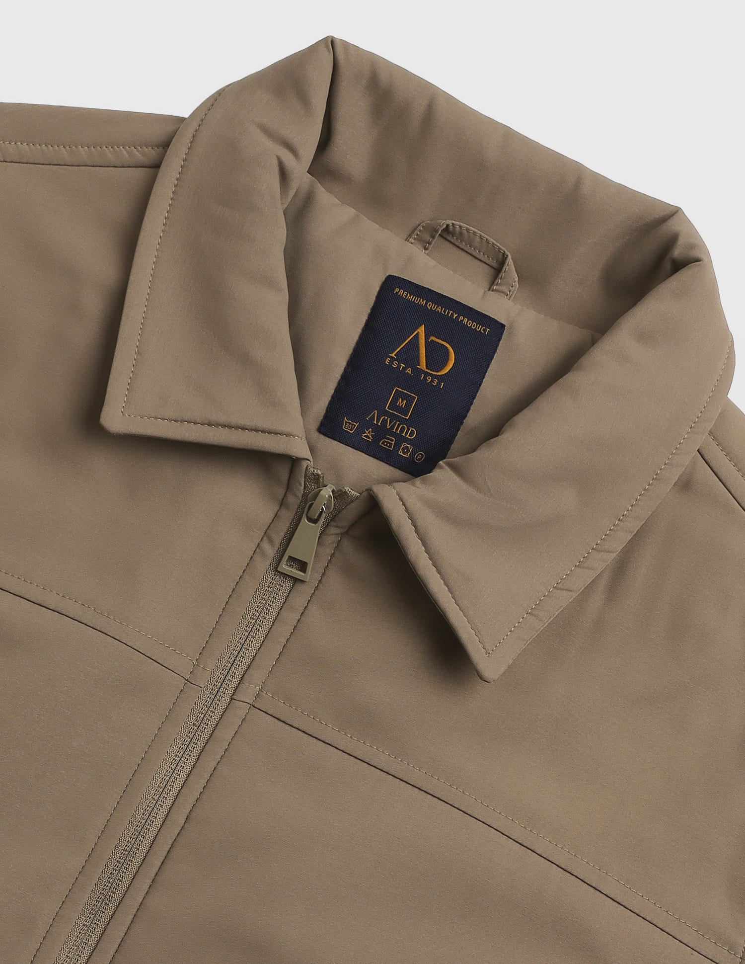 Solid Regular Fit Reversible Jacket