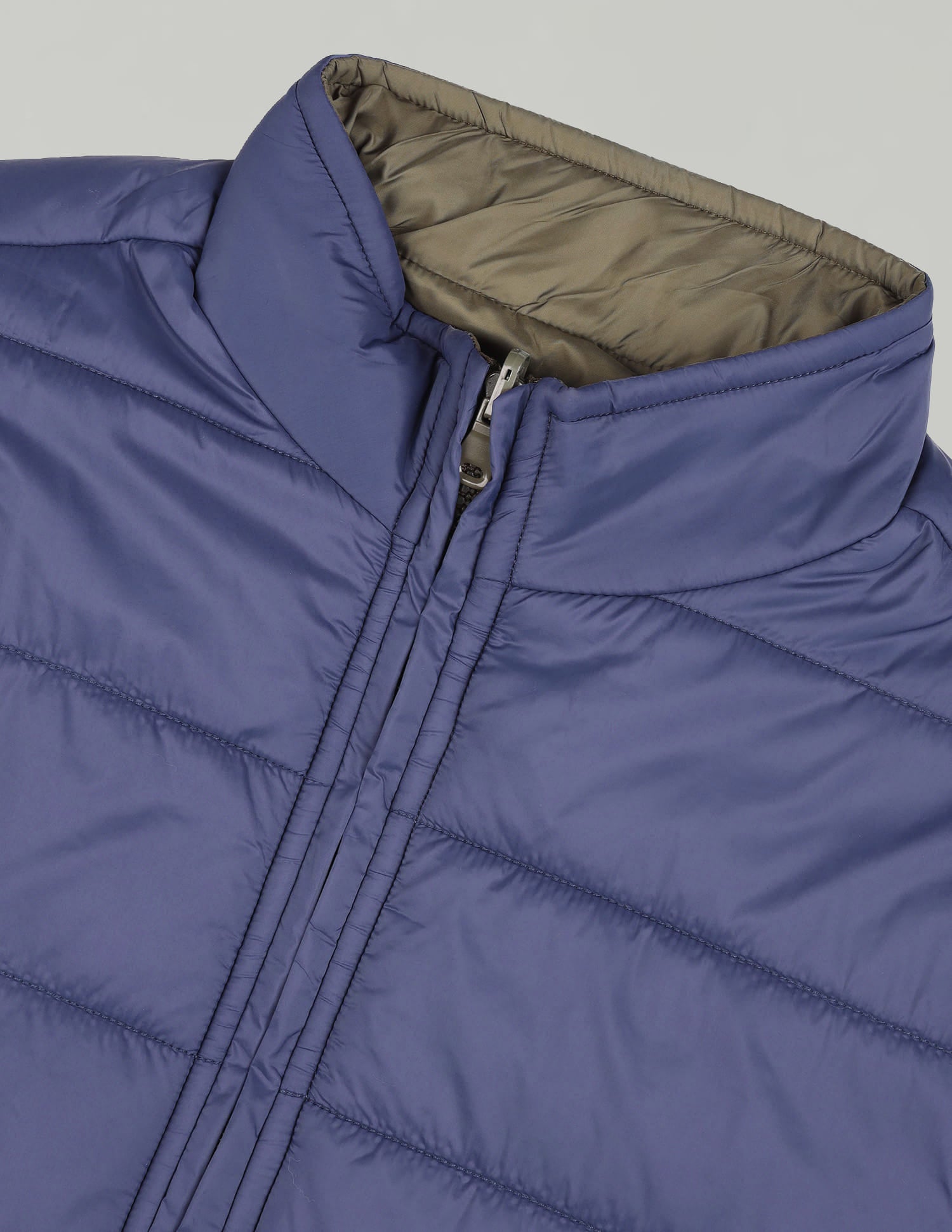 Solid Regular Fit Puffer Jacket