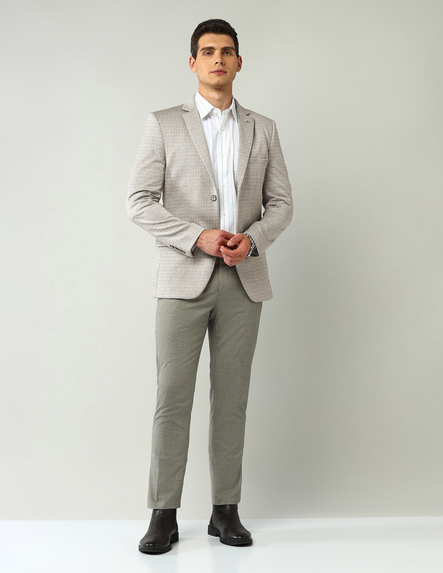 Office-Powered Tailored Fit Textured Blazer