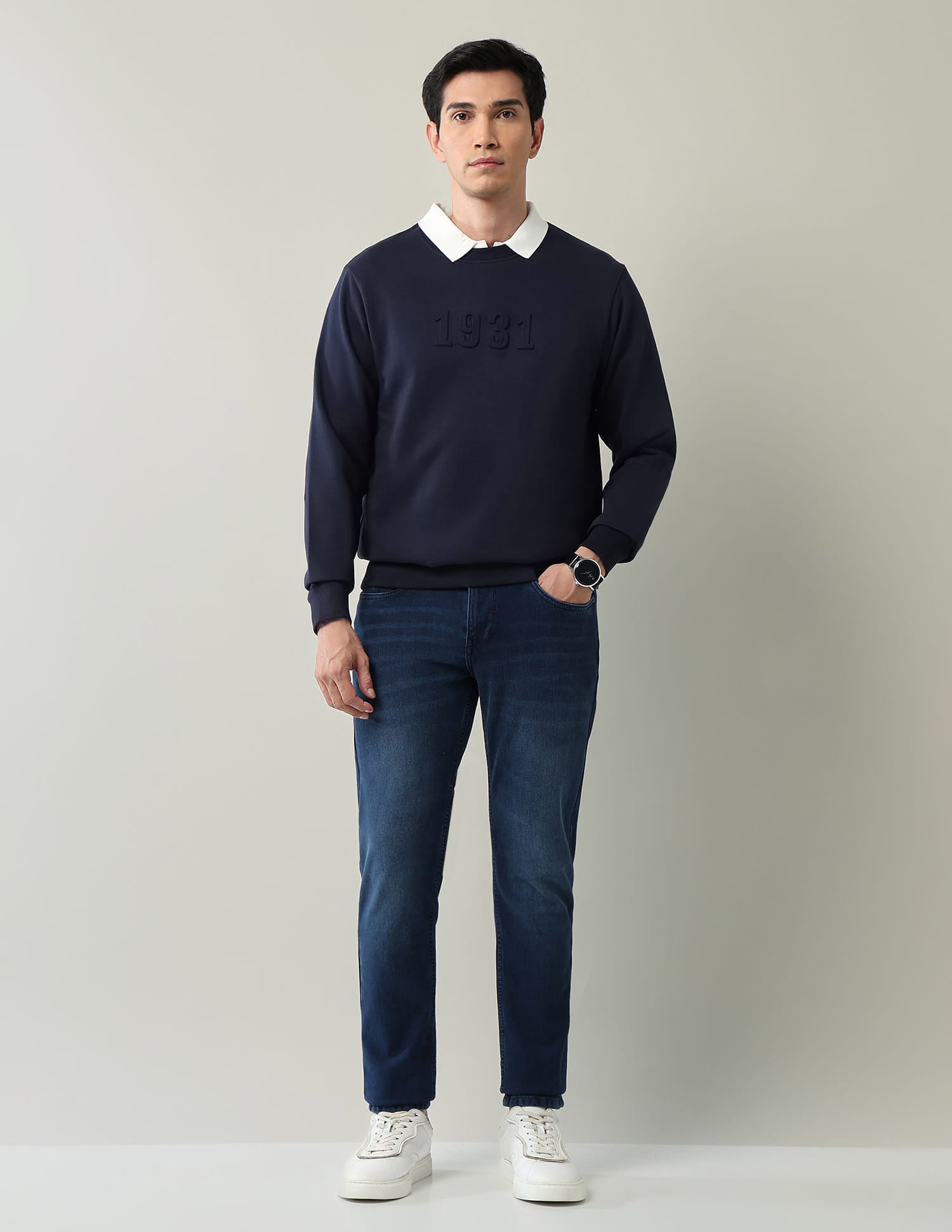 Modern Slim Fit Sweatshirt