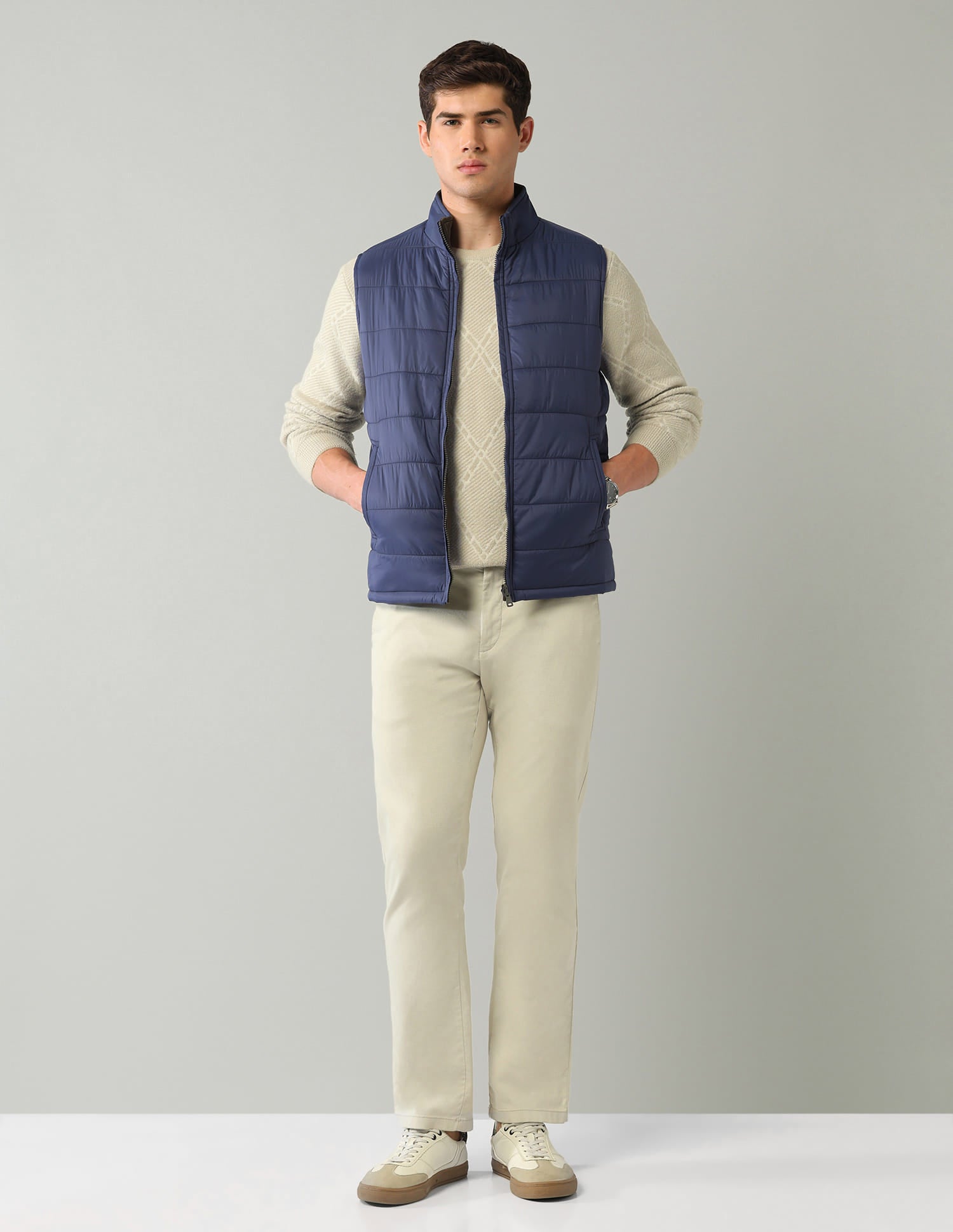 Solid Regular Fit Puffer Jacket
