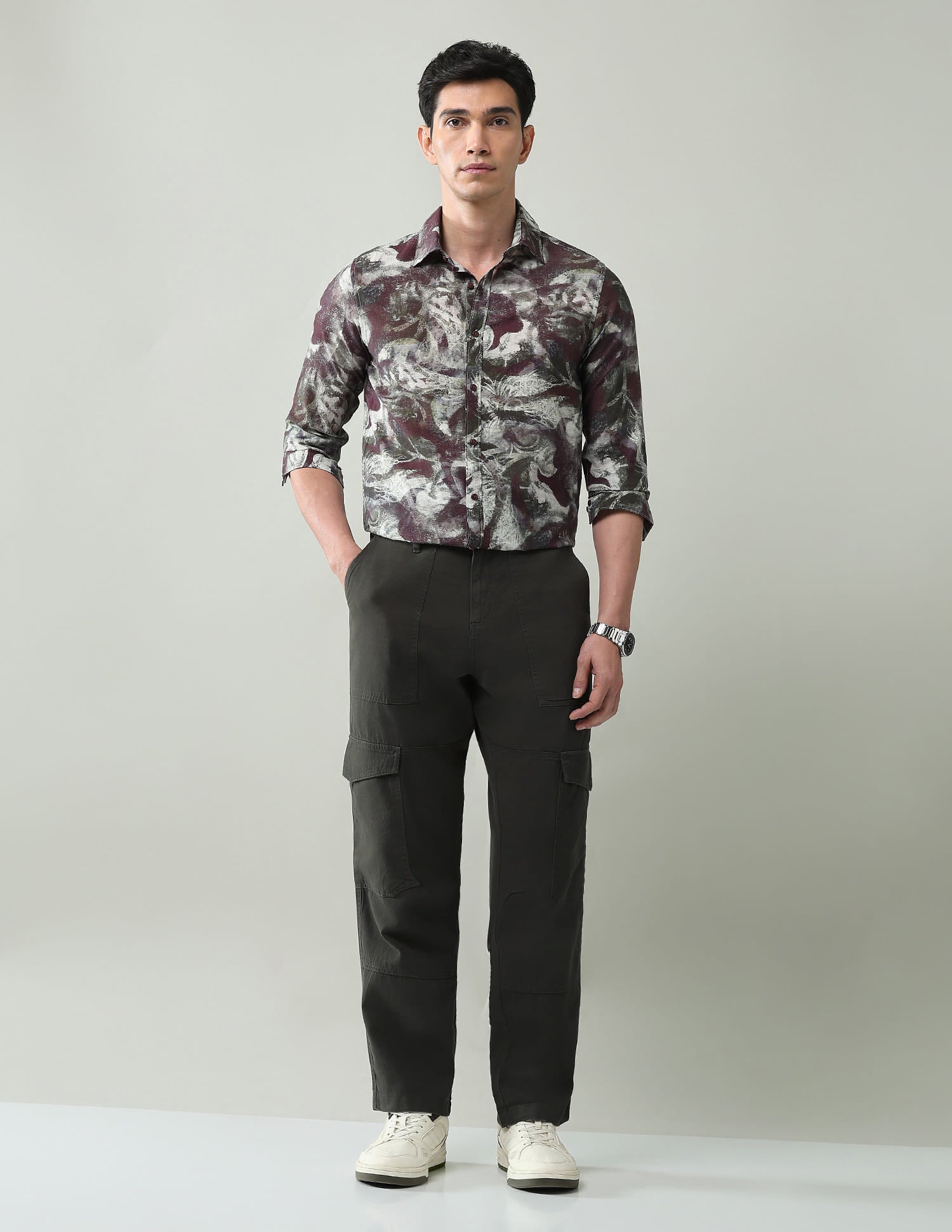 Wanderer Solid Regular Fit Cargos