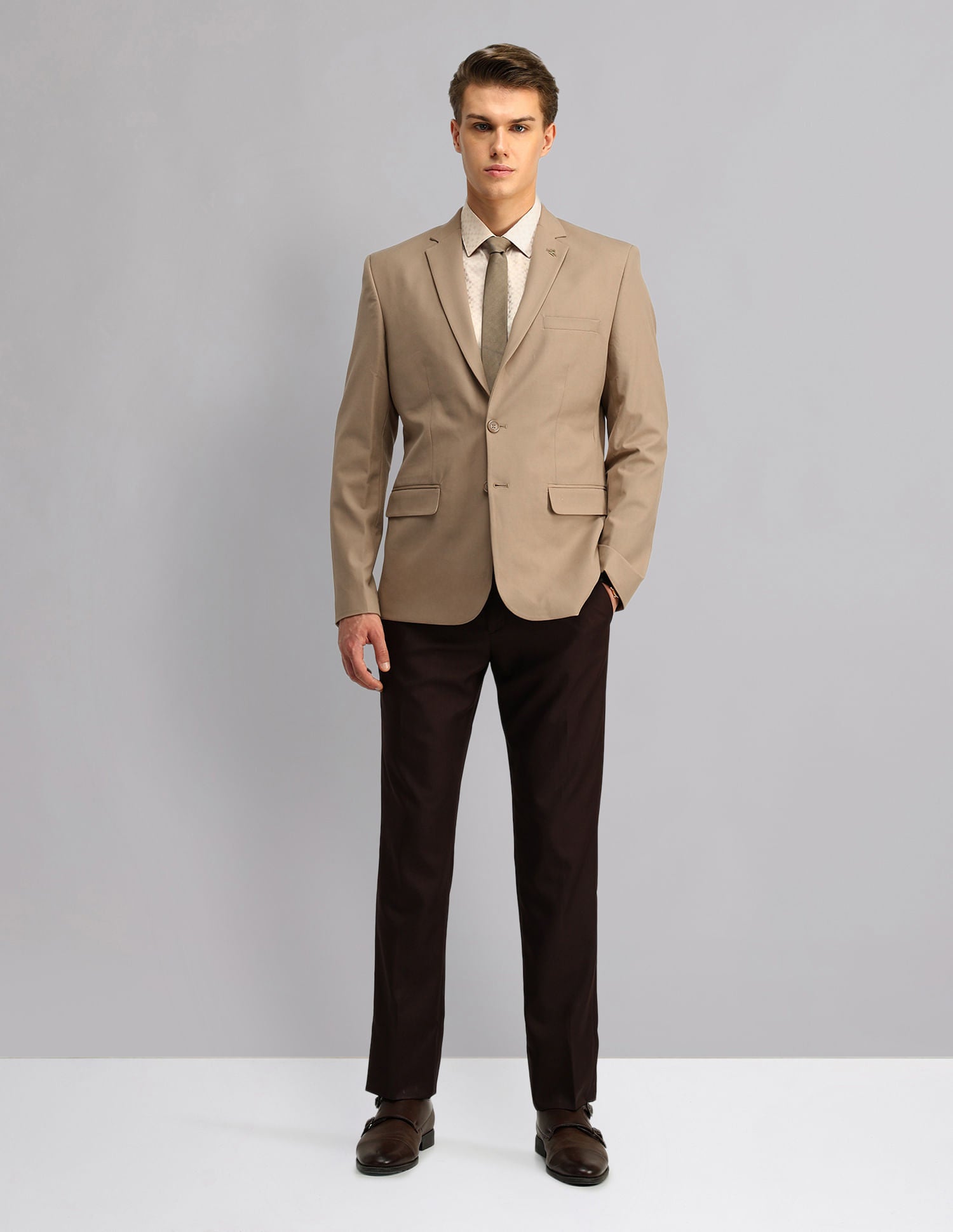 Office Luxe Modern Slim Fit Solid Blazer