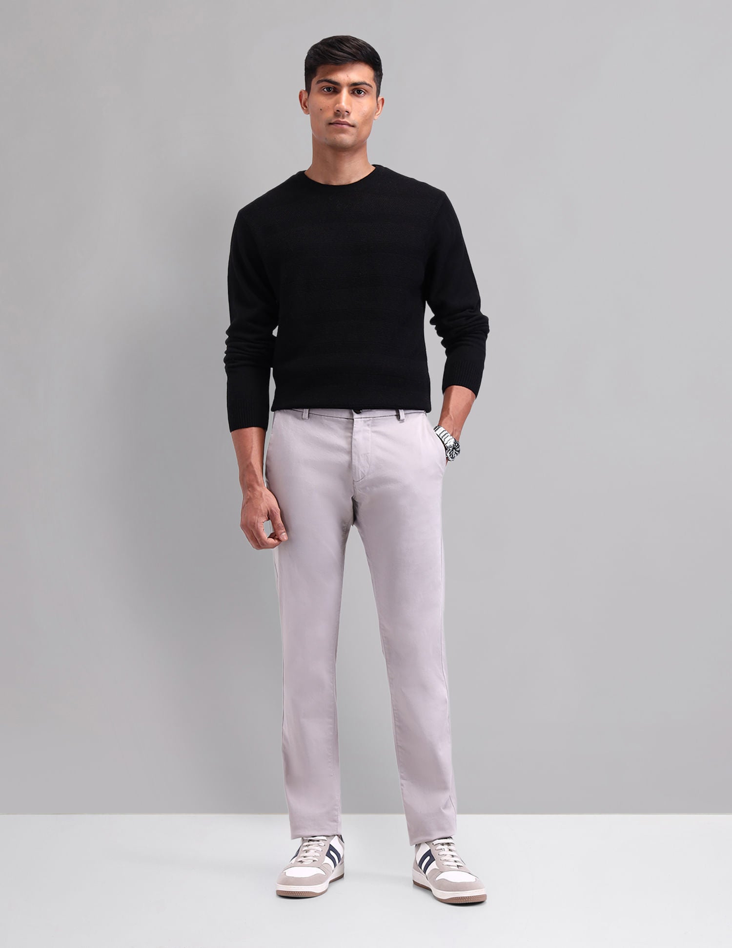 Elevated Essential Modern Slim Fit Patterned Knit Sweater