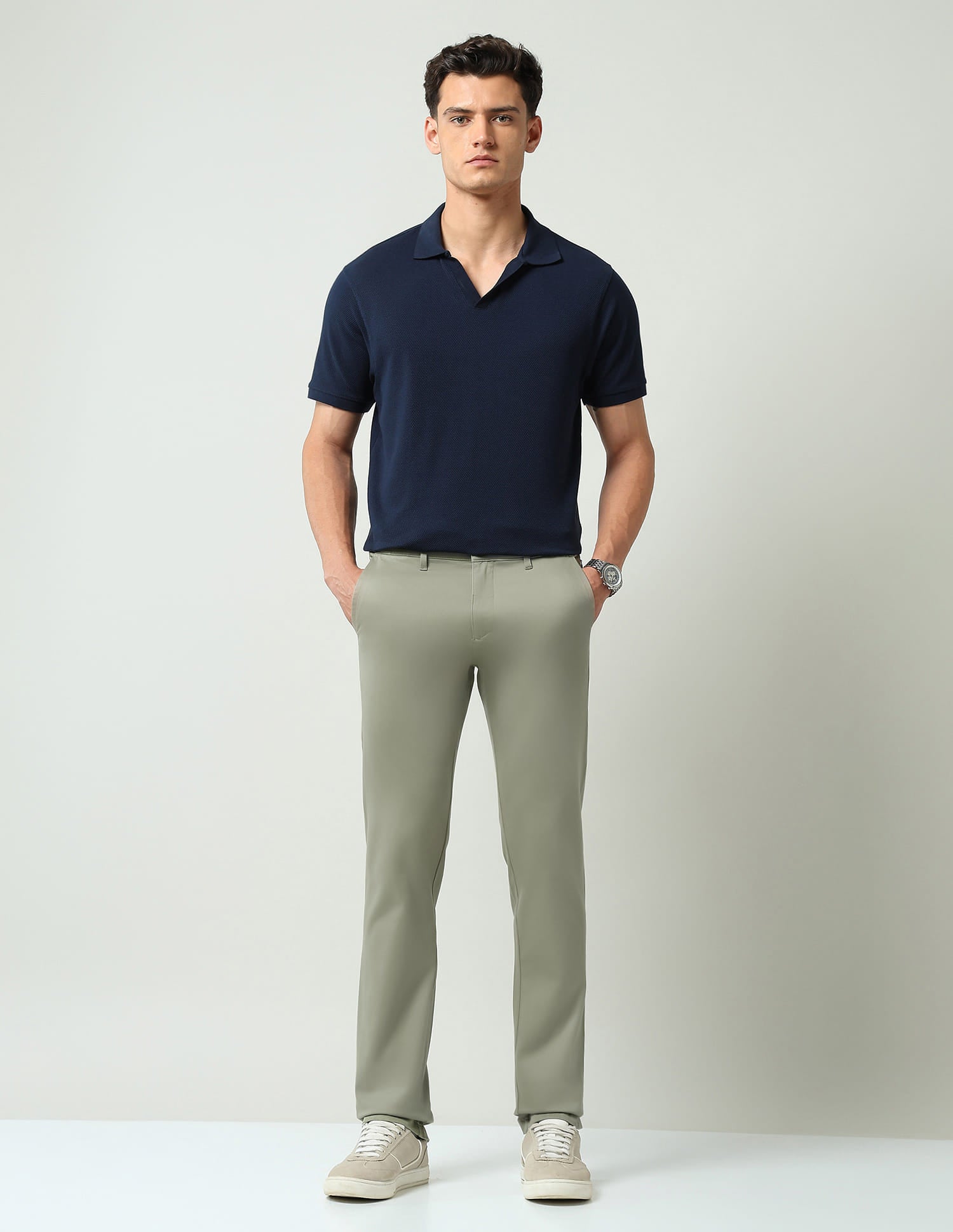Solid Mid Rise Slim Fit Chinos