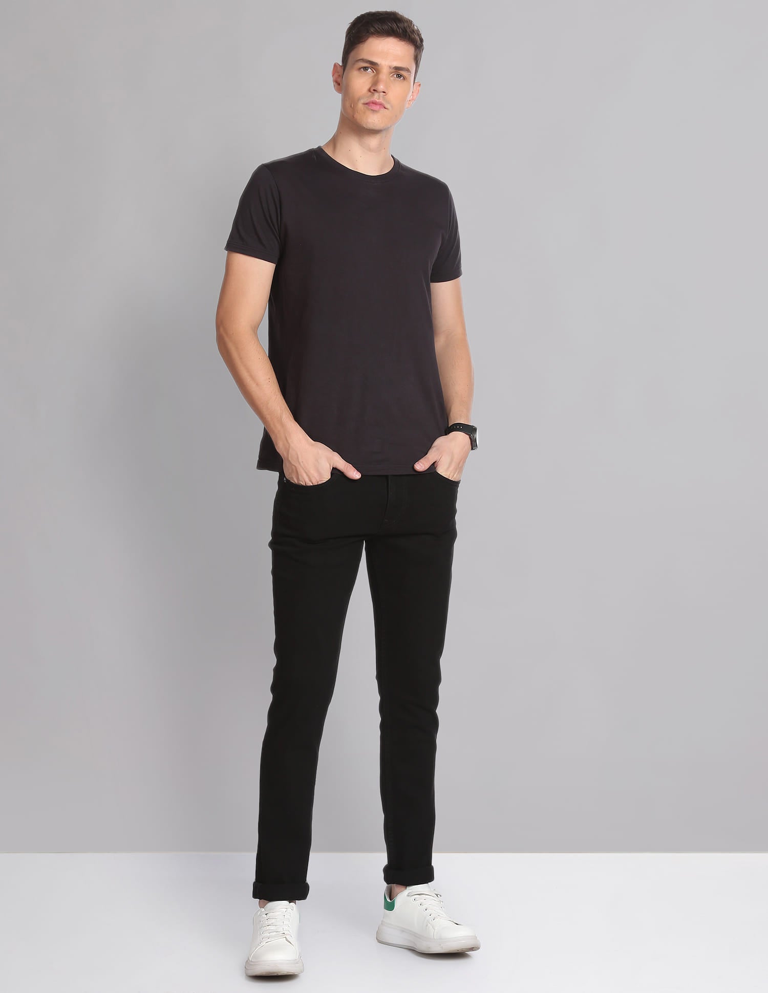 Mid Rise Skinny Fit Jeans