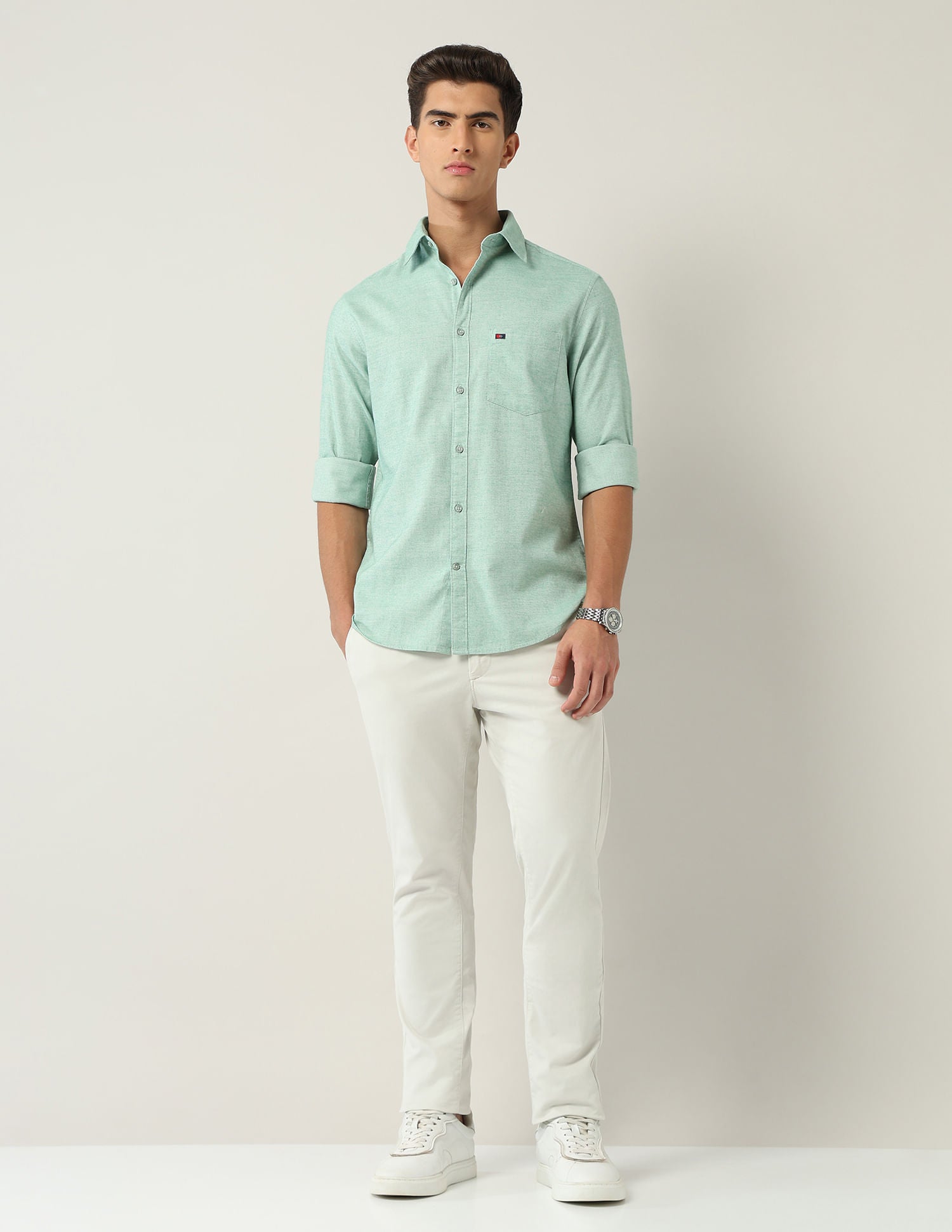 Regular Modern Slim Fit Solid Shirt