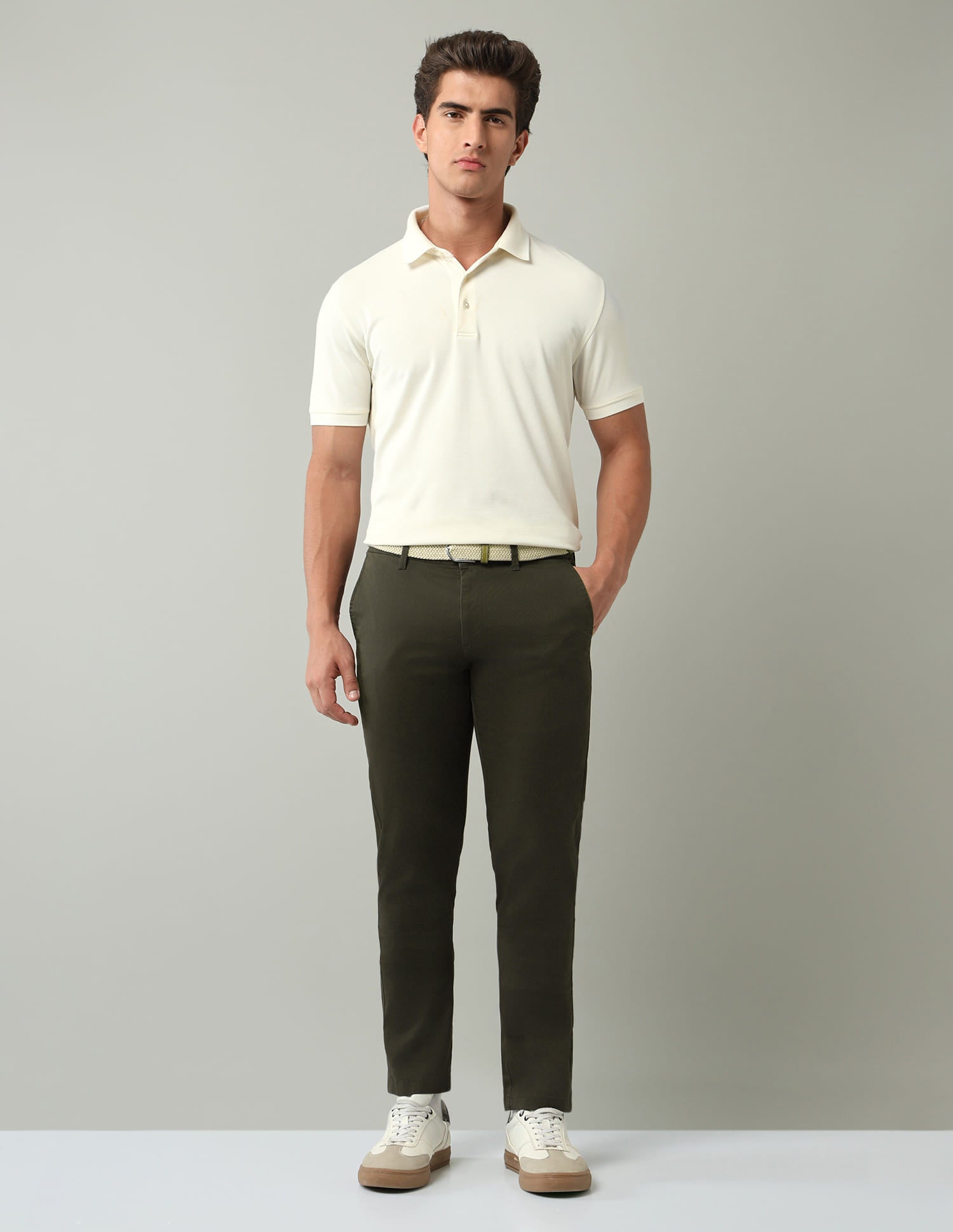 Mid-Rise Modern Slim Fit Twill Chino