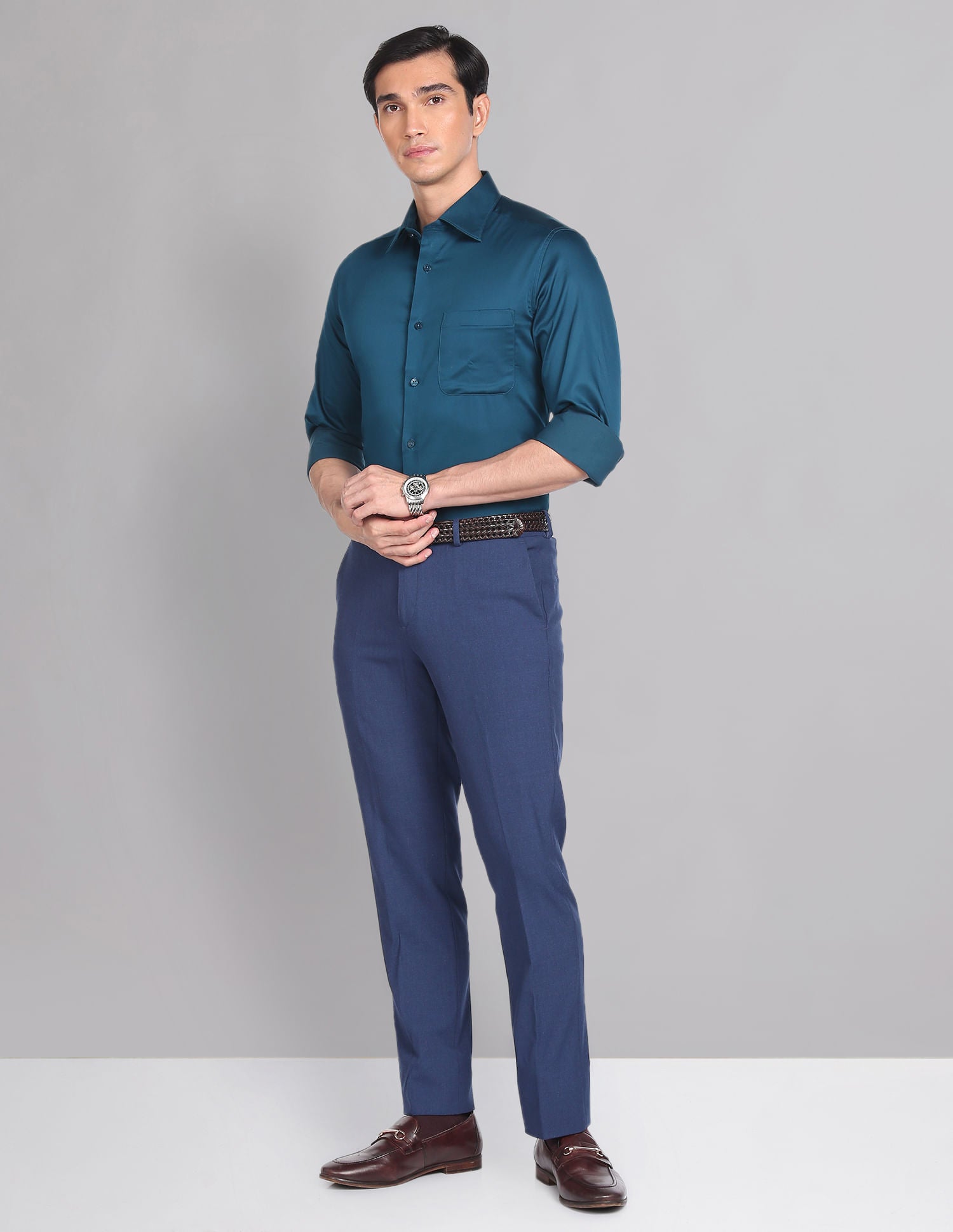 Classic Regular Fit Solid Formal Shirt
