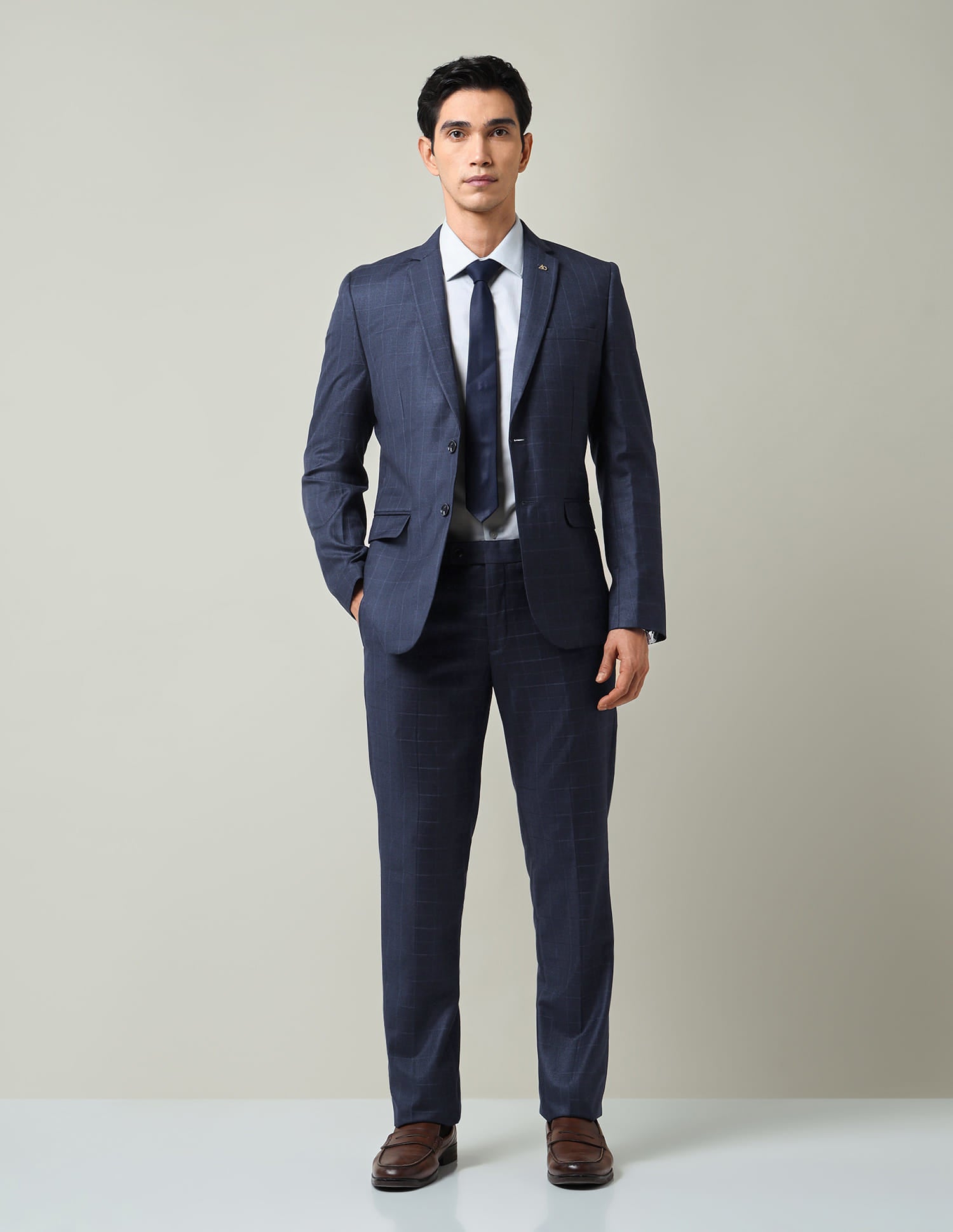 Vogue Loaded Checked Regular Fit Dobby Weave Suit