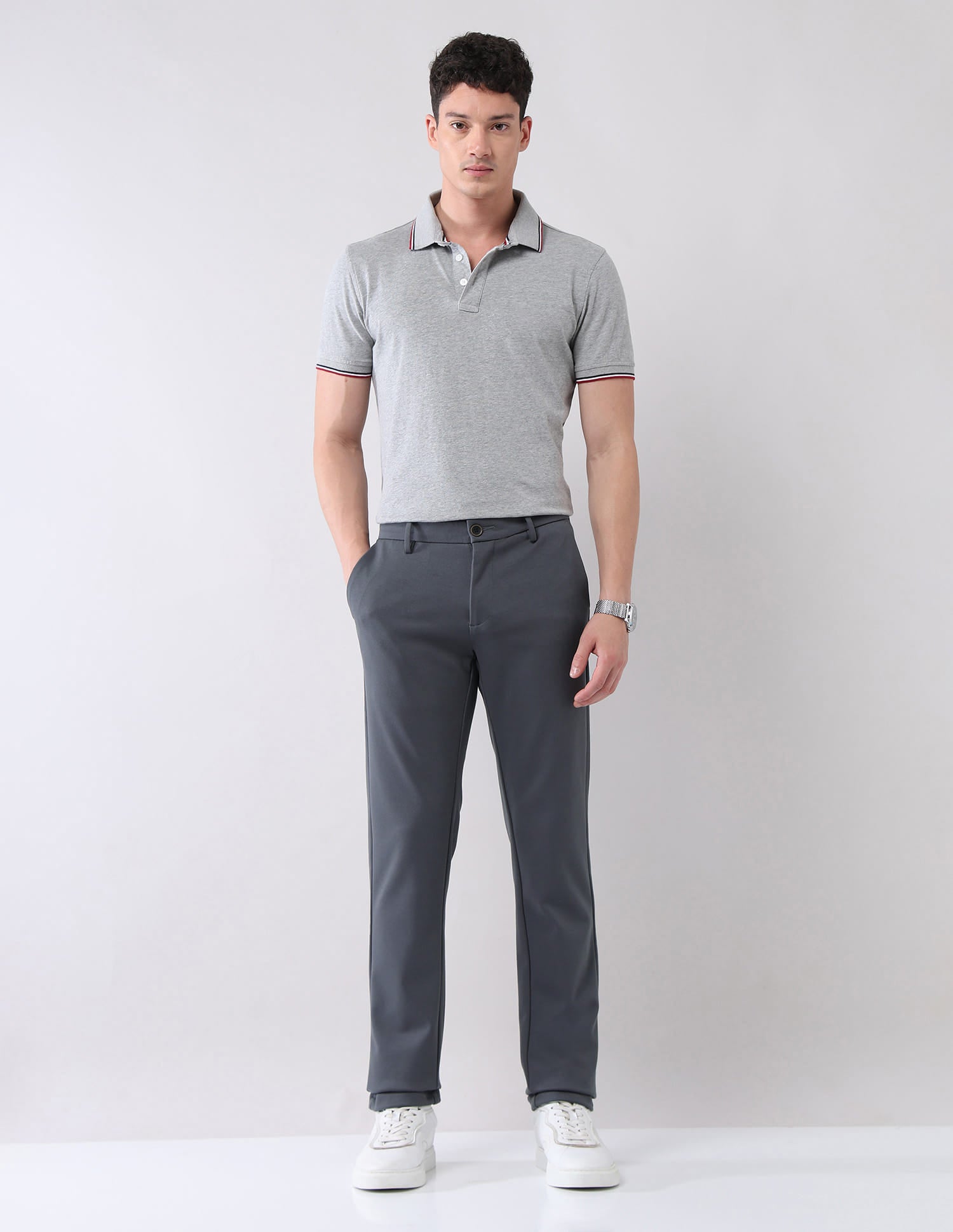 Regular Modern Slim Fit Chinos